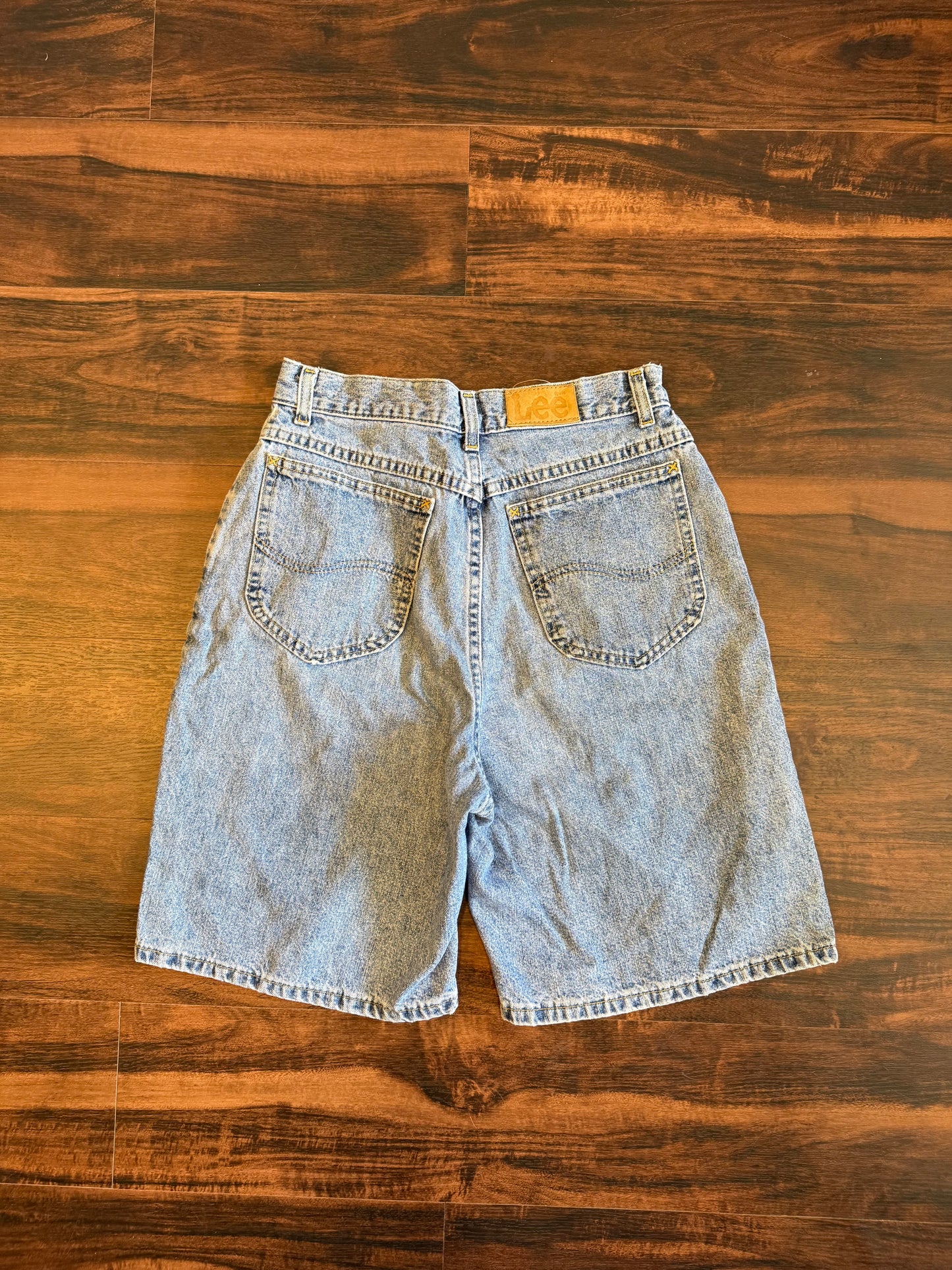 Vintage Lee Light Wash Jean Shorts- 26