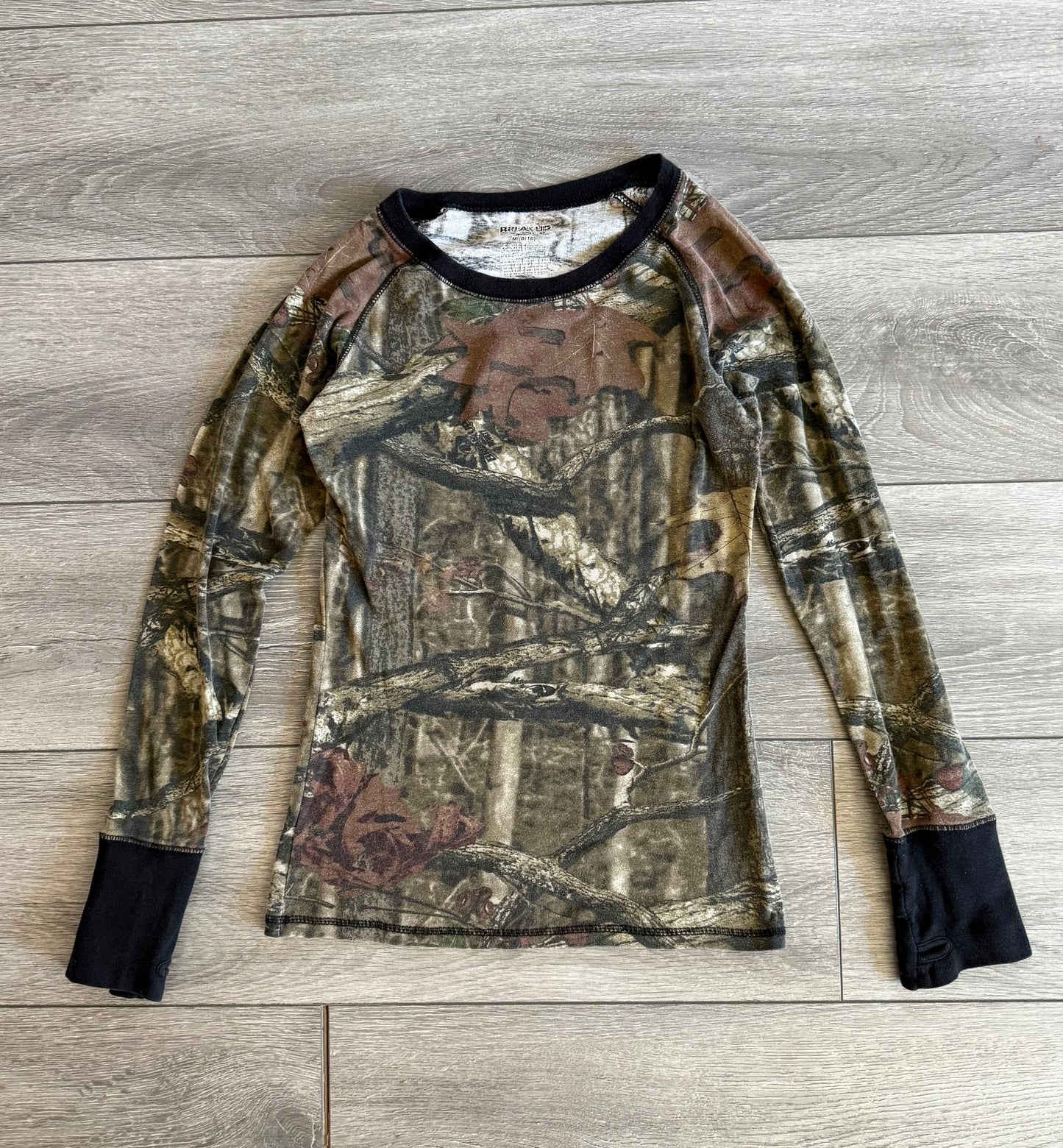 Vintage Women’s Real Tree Camouflage Long Sleeve T-Shirt- M