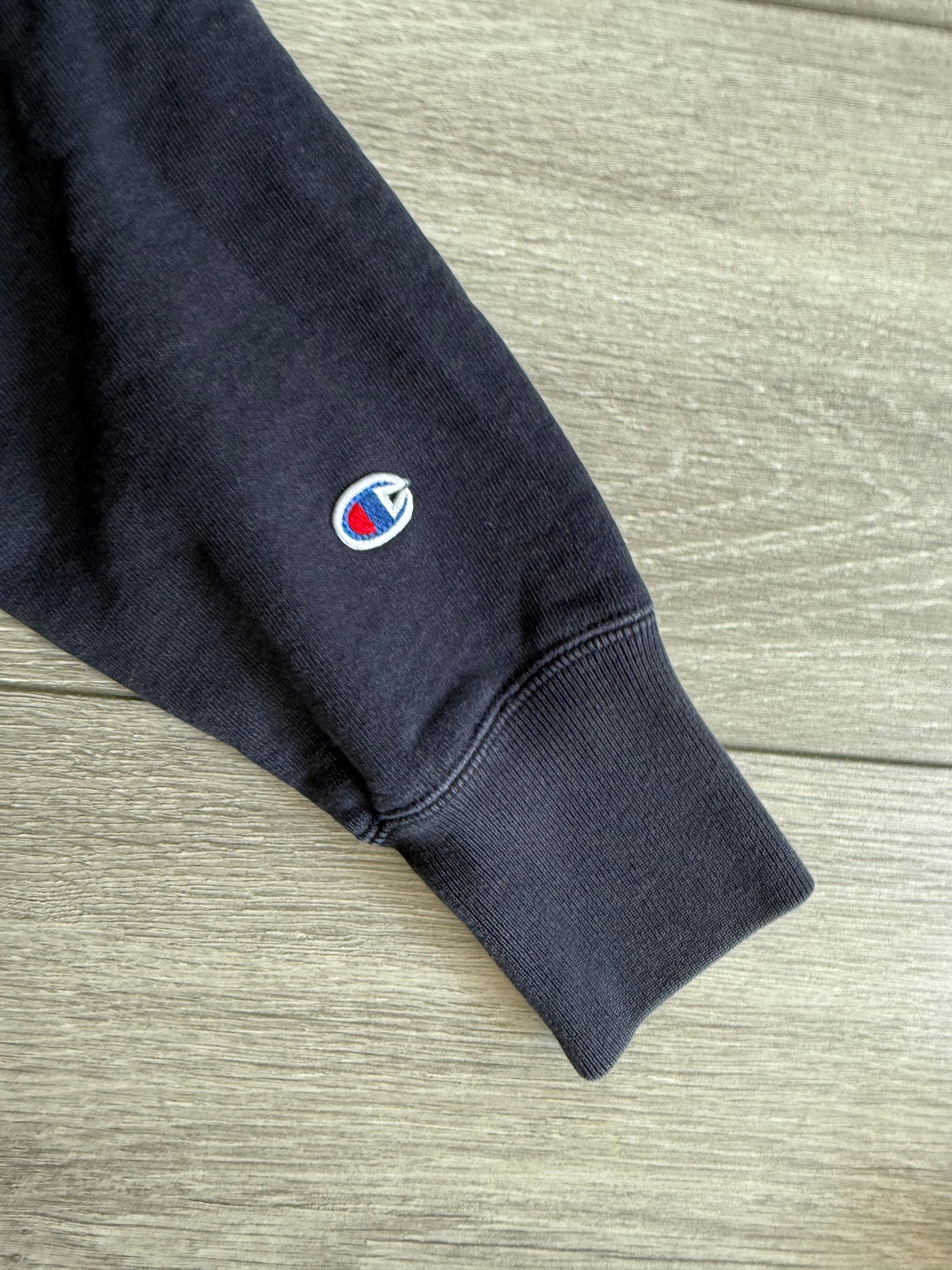 The Thrifting Tree Embroidered Champion Reverse Weave Navy Blue Crewneck Sweatshirt- S
