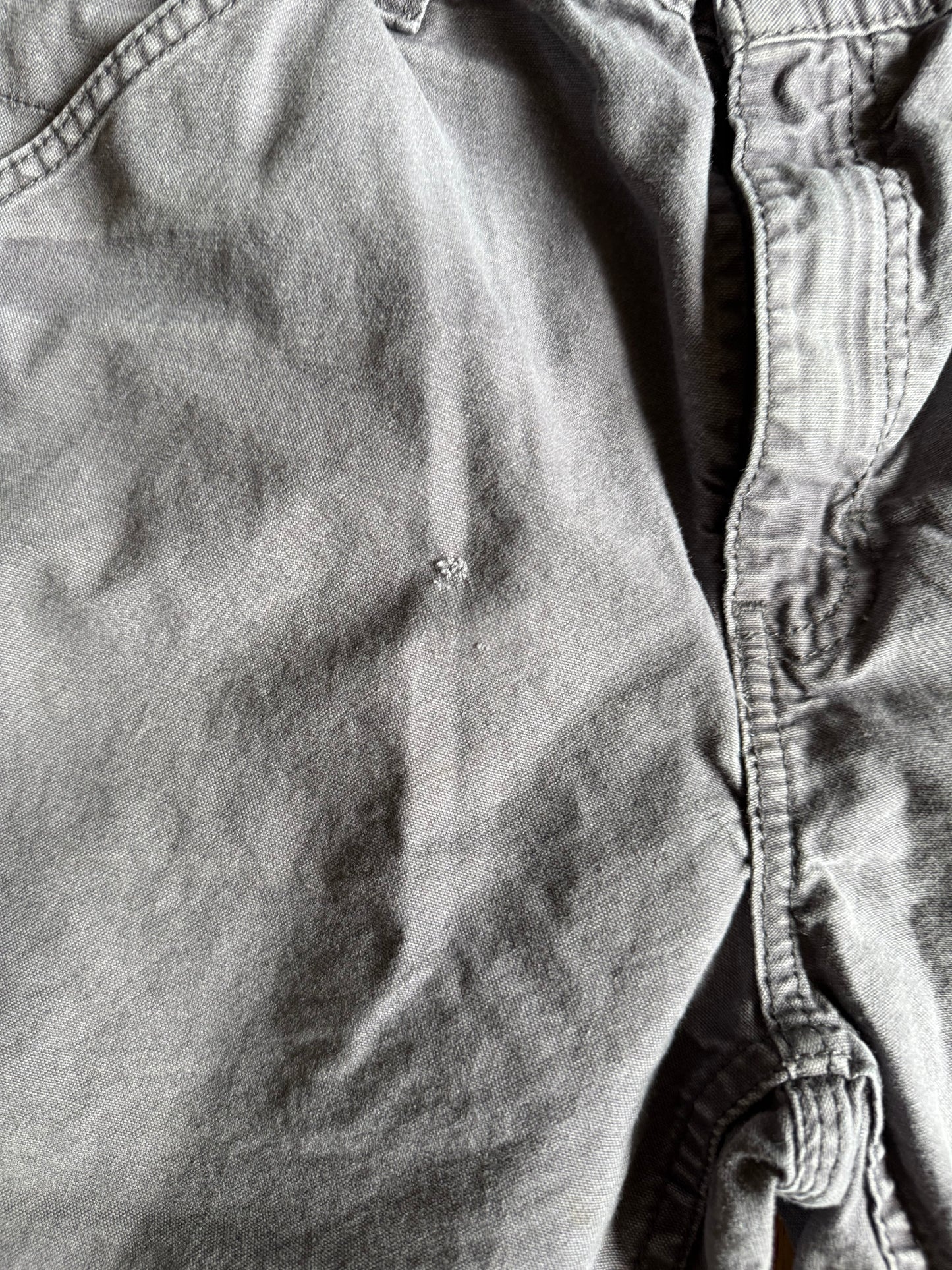Vintage Faded Glory Gray Carpenter Shorts- 33