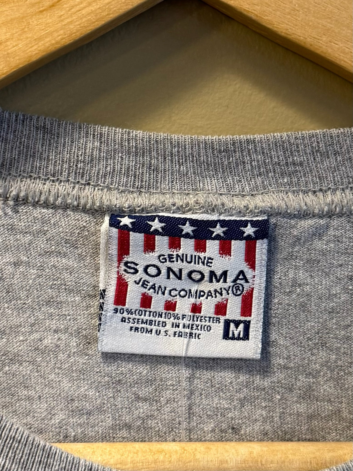 Vintage American Flag Butterfly Sonoma Women’s Fitted T-Shirt - M