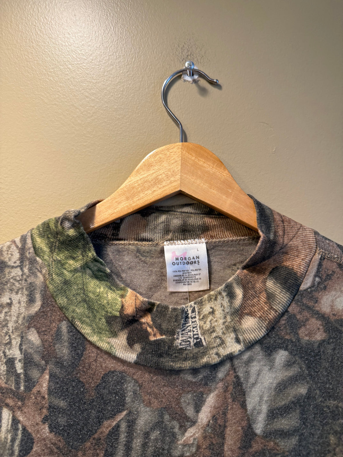 Vintage Morgan Outdoors Tree Camo Mock Neck Long-Sleeve T-Shirt- L