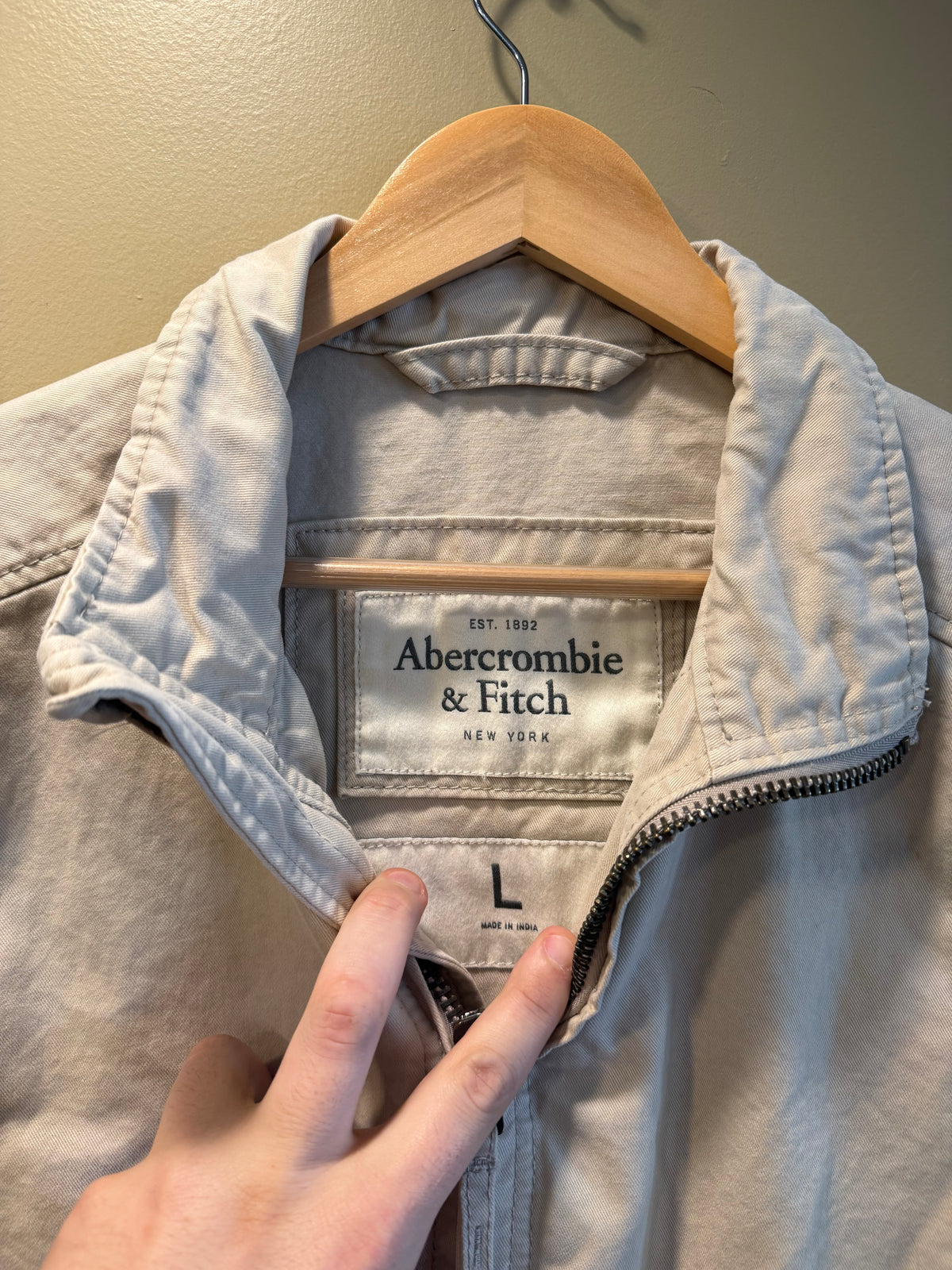 Vintage Abercrombie & Fitch Tan Zip-Up Jacket- L