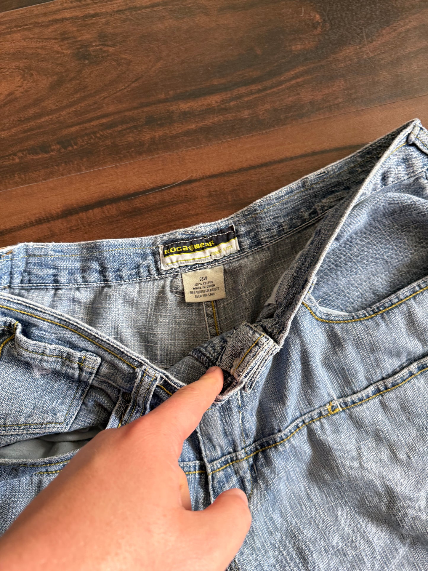 Vintage Y2K Rocawear Light Wash Denim Jean Shorts- 36