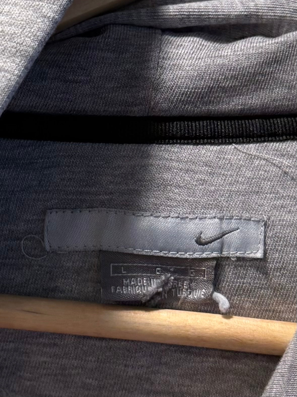 Vintage Nike Gray Hoodie Sweatshirt- L