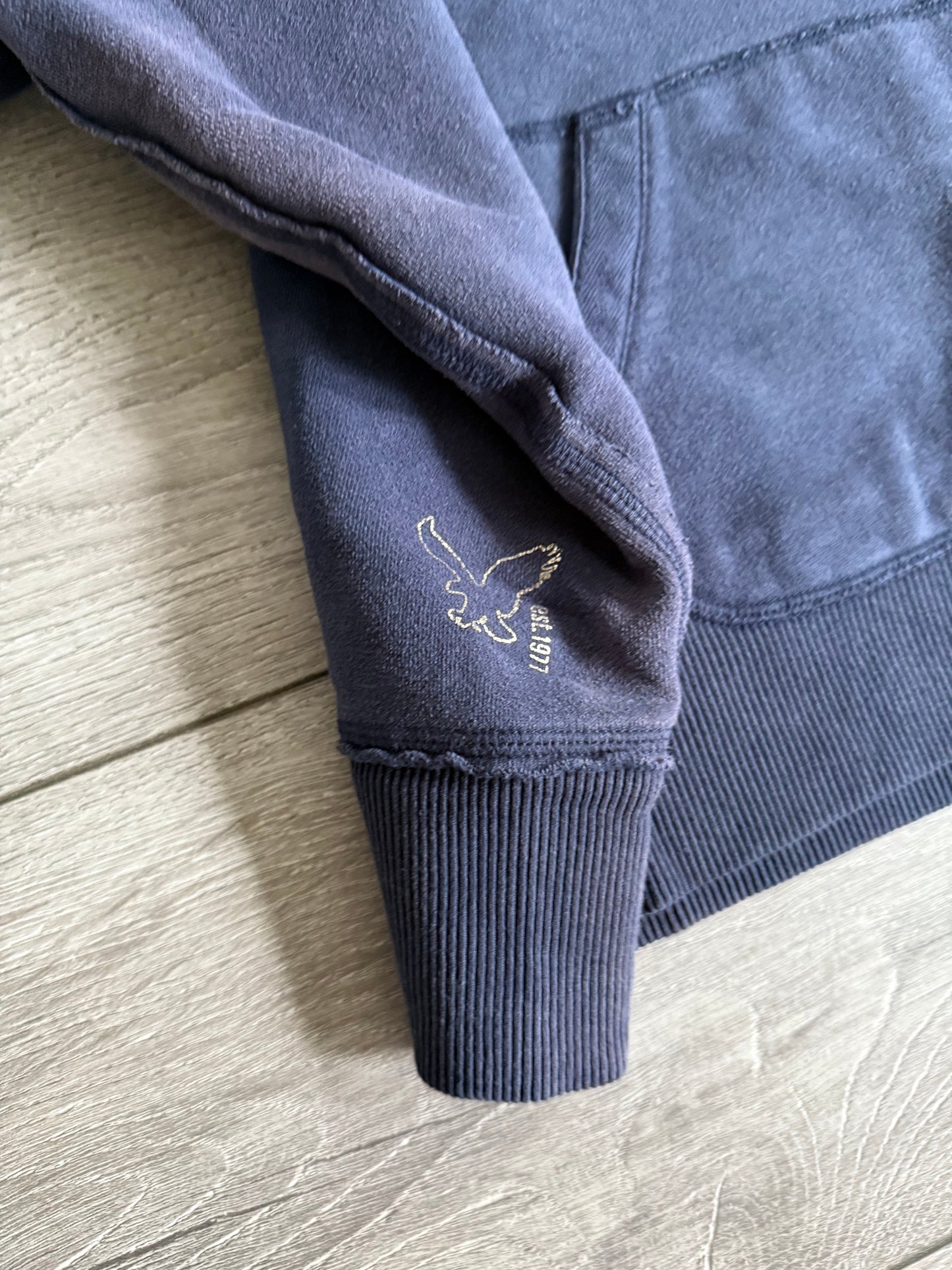 Vintage Y2K American Eagle Sun Faded Navy Blue Cropped Zip-Up Hoodie Sweatshirt- XL