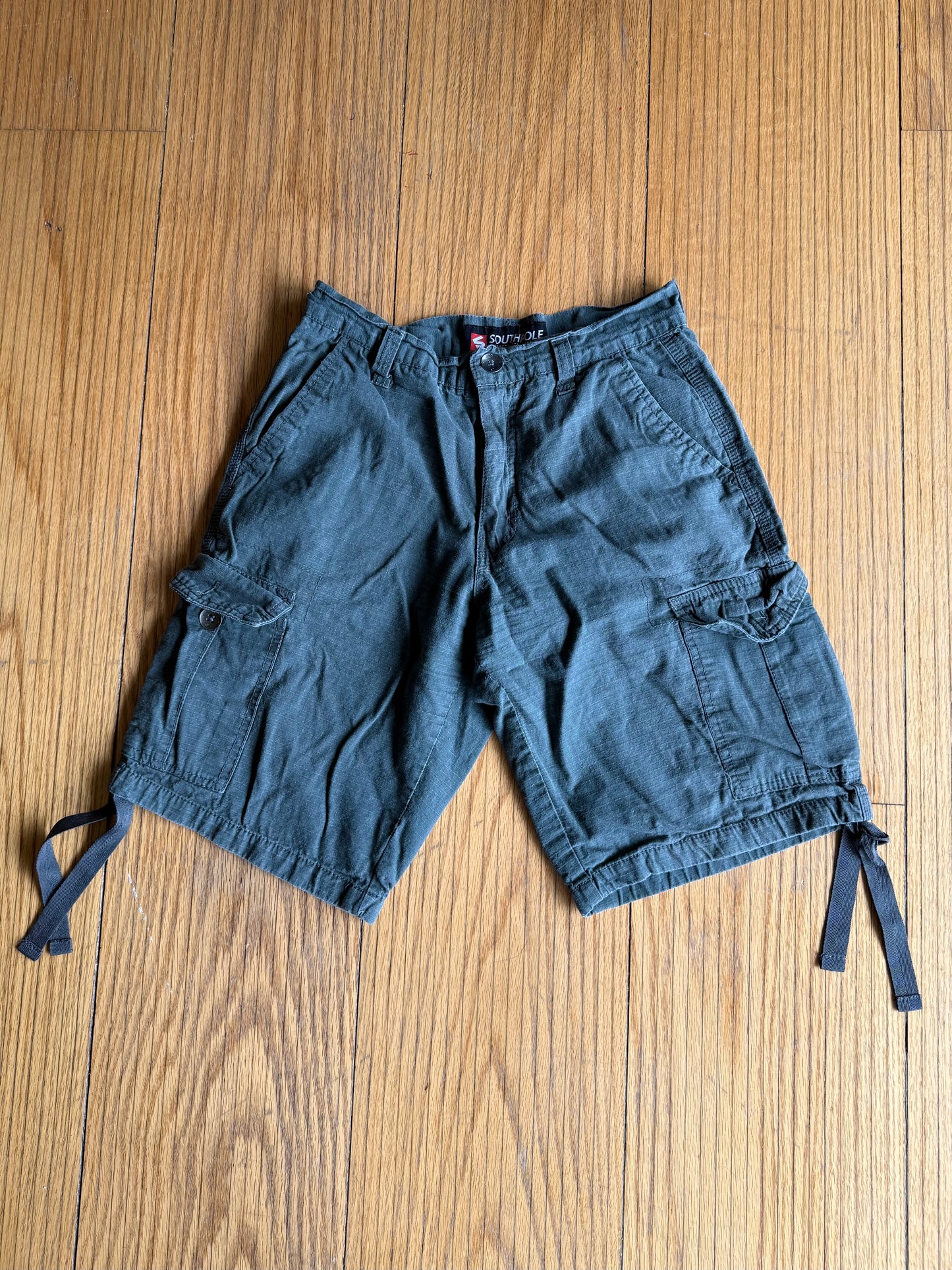 Vintage South Pole Dark Gray Streetwear Cargo Shorts- 28