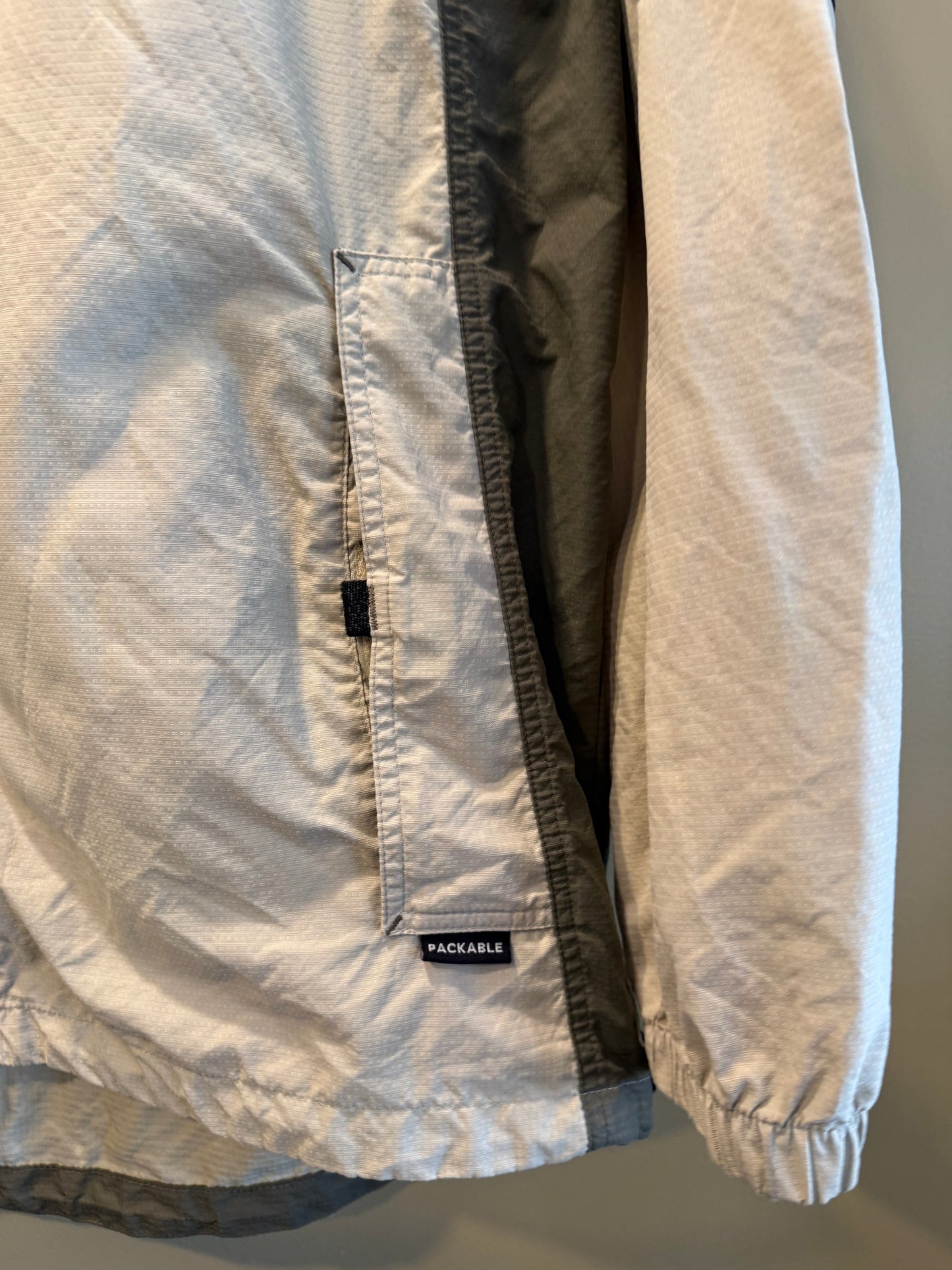 Vintage Columbia Sportswear White Windbreaker Jacket- L