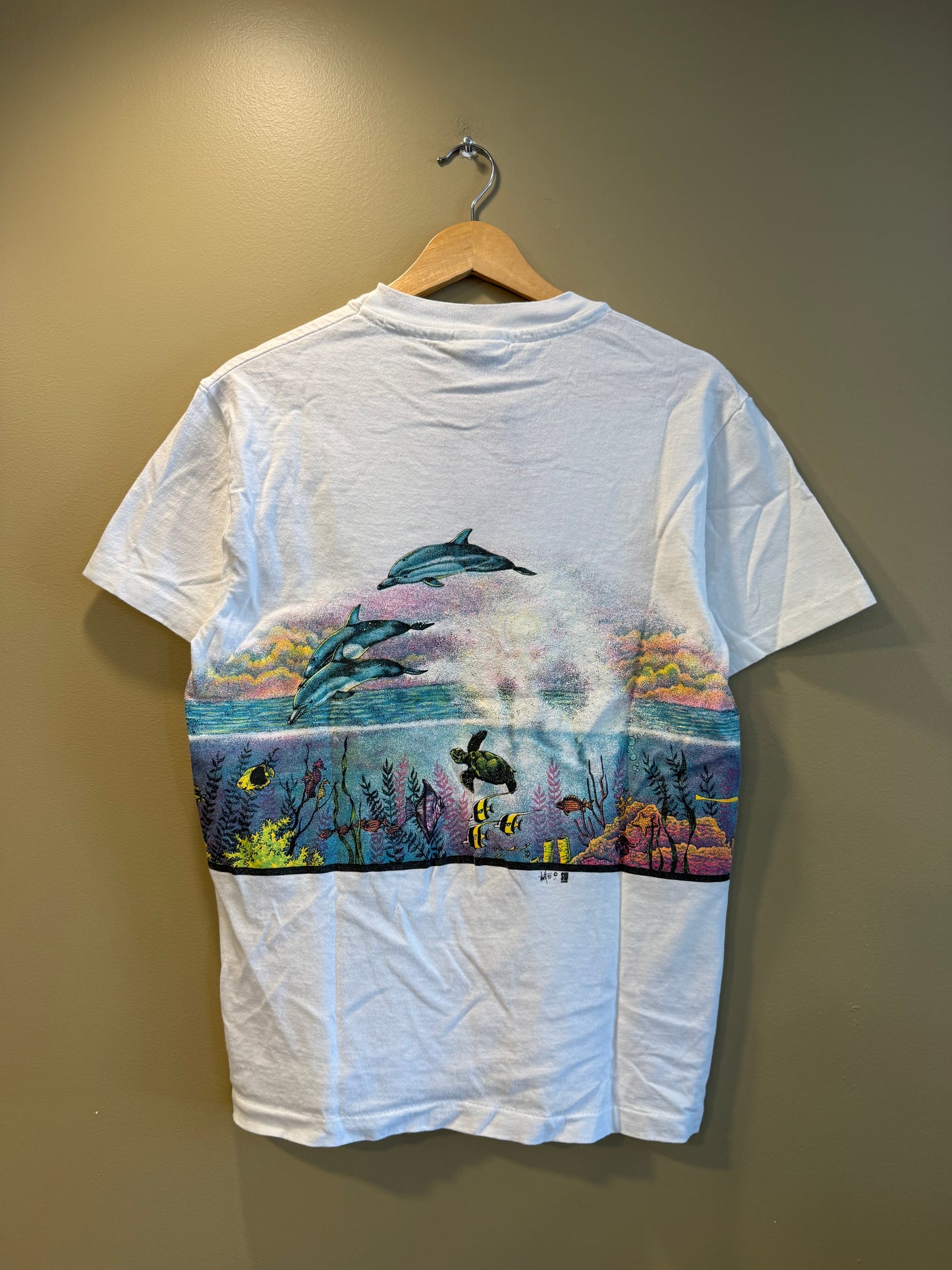 Vintage Maui Hawaii Dolphins & Sea Life Nature T-Shirt- M