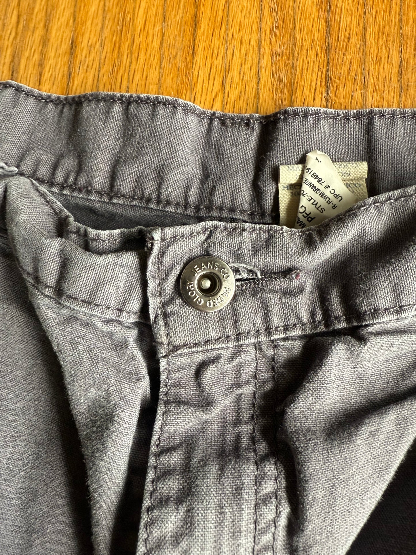 Vintage Faded Glory Gray Carpenter Shorts- 33