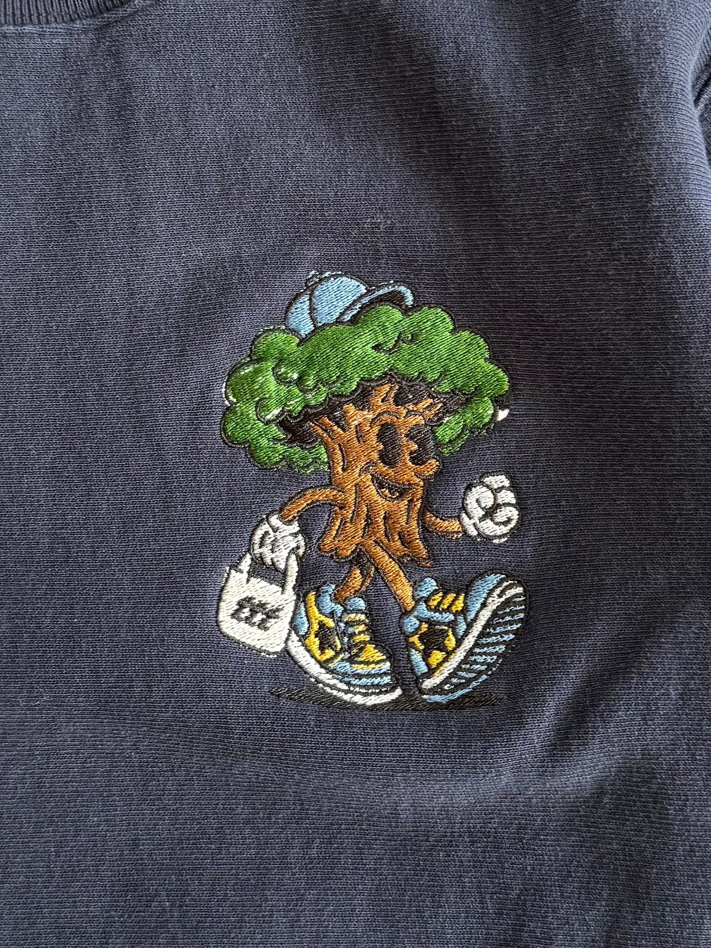 The Thrifting Tree Embroidered Champion Reverse Weave Navy Blue Crewneck Sweatshirt- S