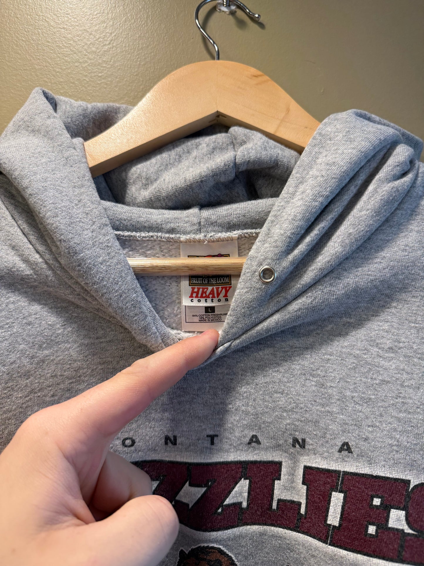 Vintage University of Montana Grizzlies Hoodie Sweatshirt- L
