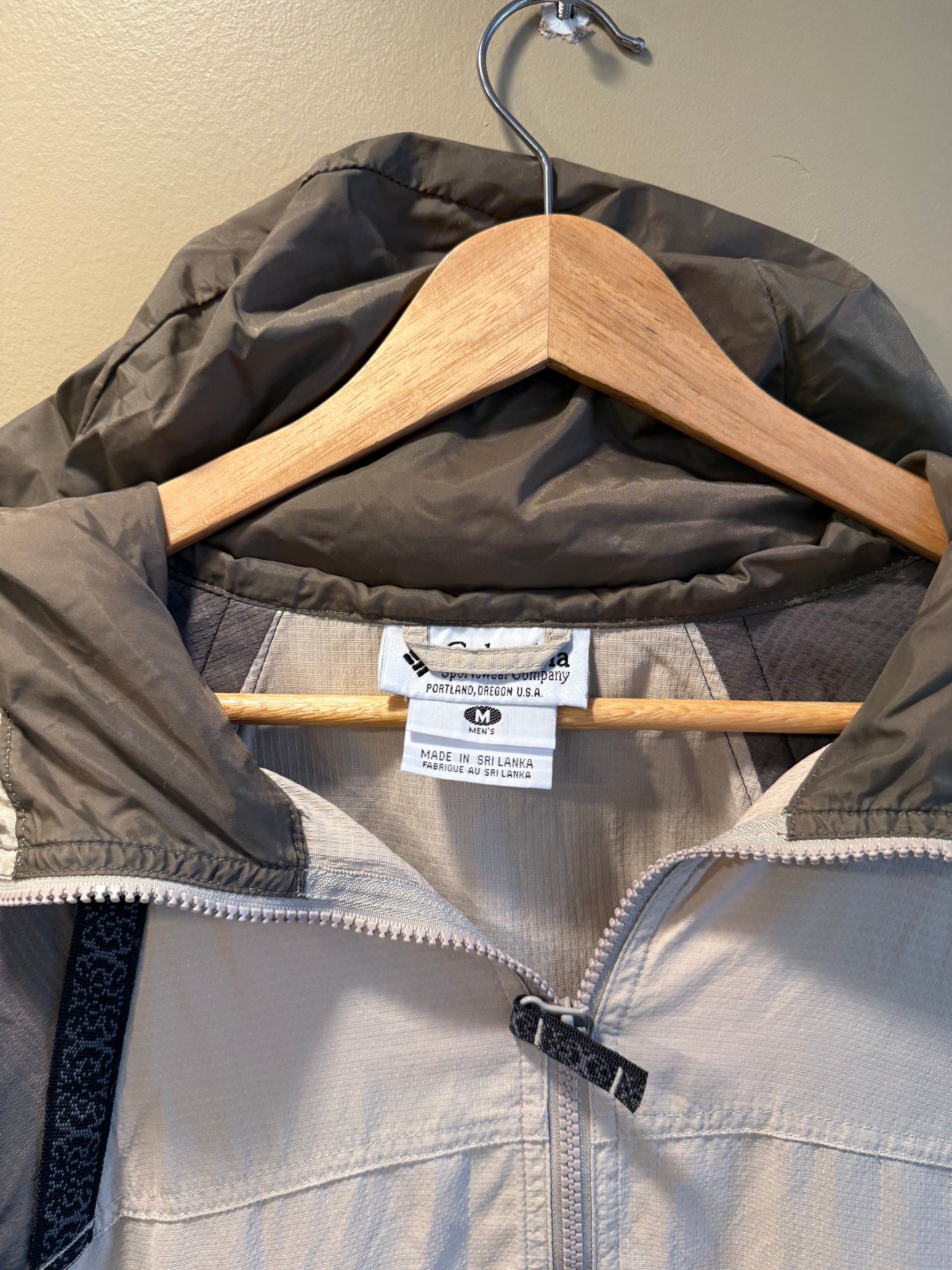 Vintage Columbia Sportswear Gray & Yellow Windbreaker Jacket- M