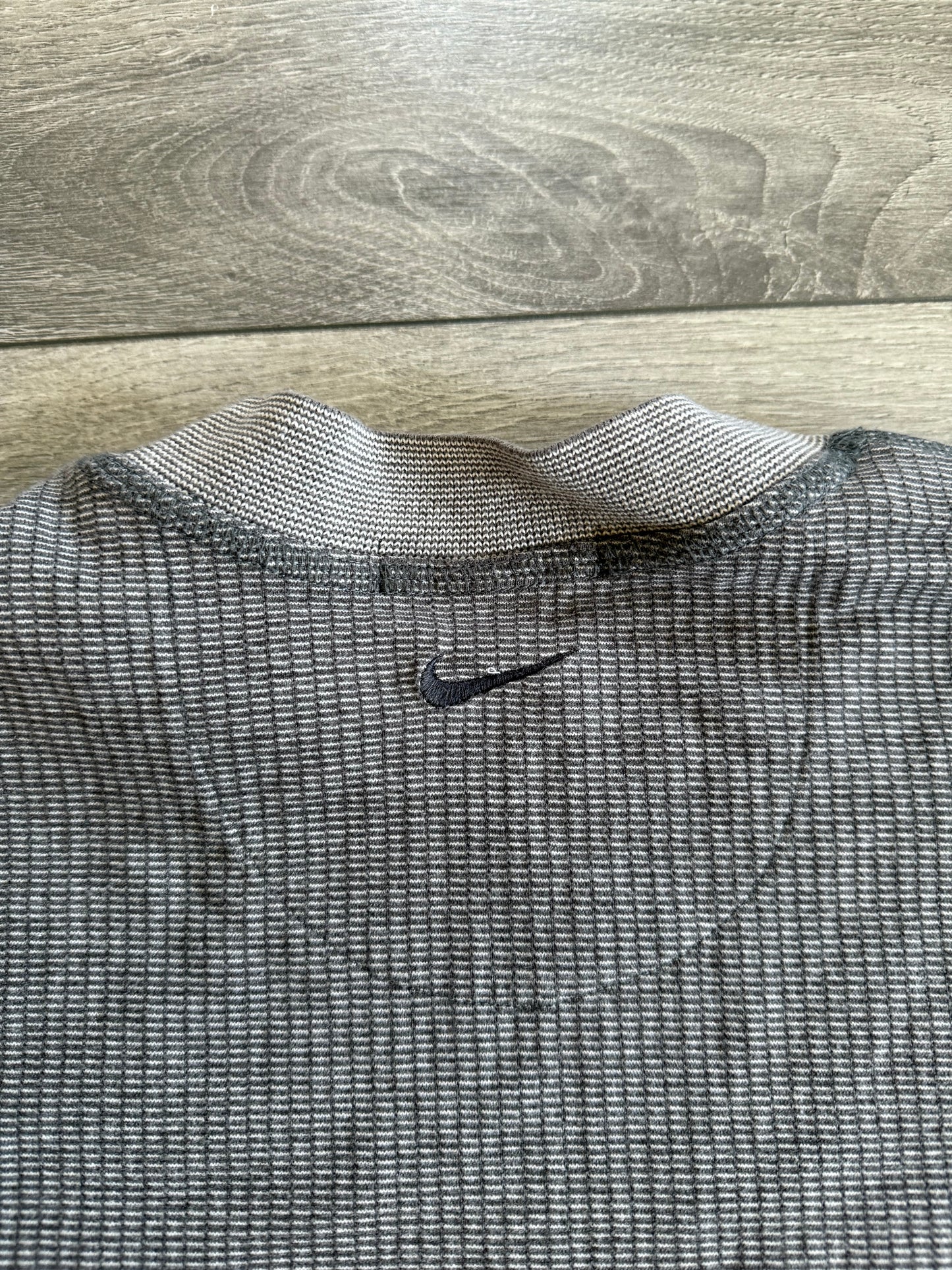 Vintage Nike Golf Hole 18 Pocket T-Shirt- L