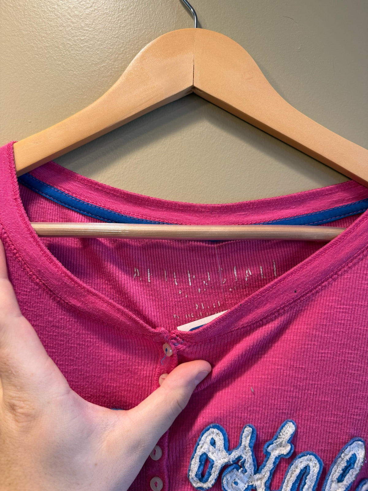 Vintage Y2K Pink Aeropostale Women’s Henley Long Sleeve T-Shirt - S