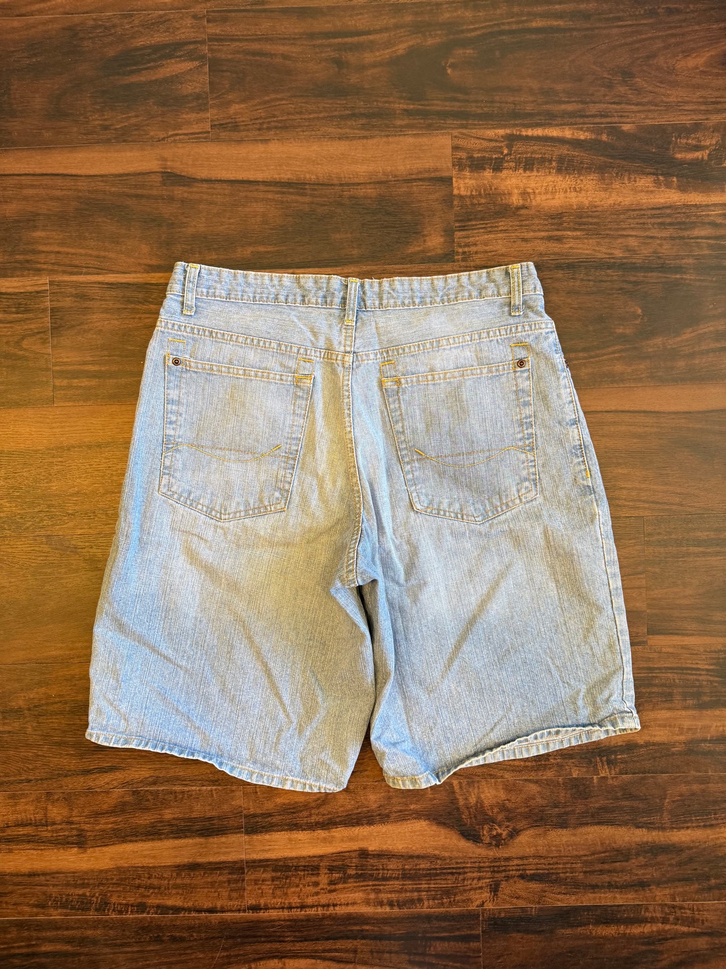 Vintage Route 66 Light Wash Denim Jean Shorts- 34