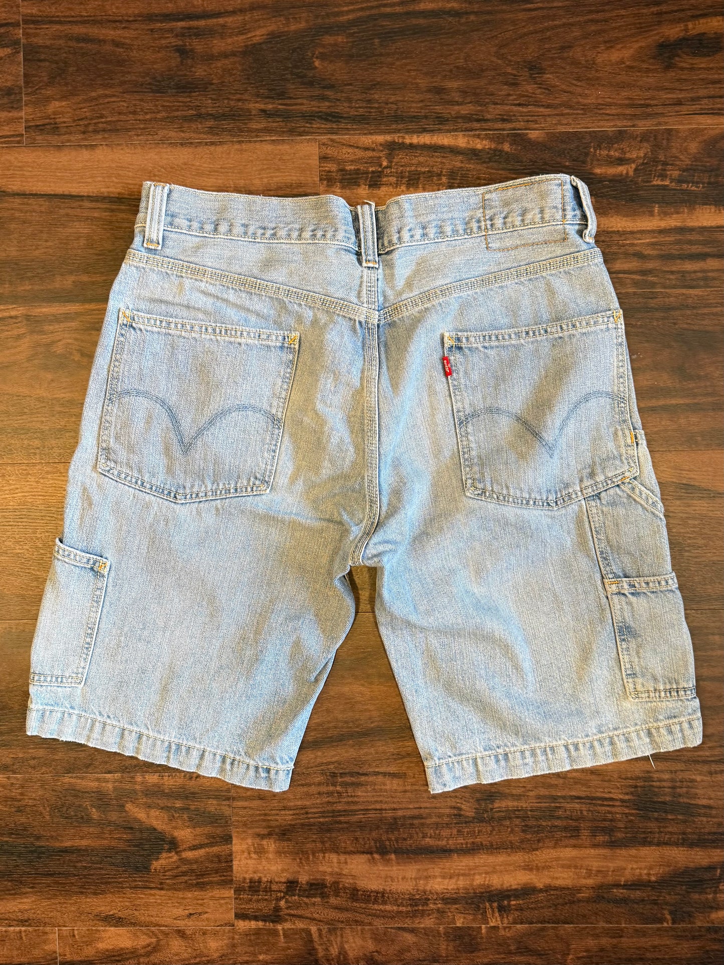 Vintage Levi’s Light Wash Carpenter Denim Jean Shorts- 34