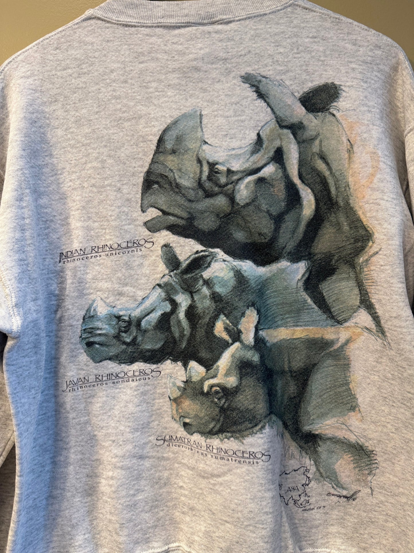 Vintage African & Asian Rhinoceros Species Crewneck Sweatshirt- M
