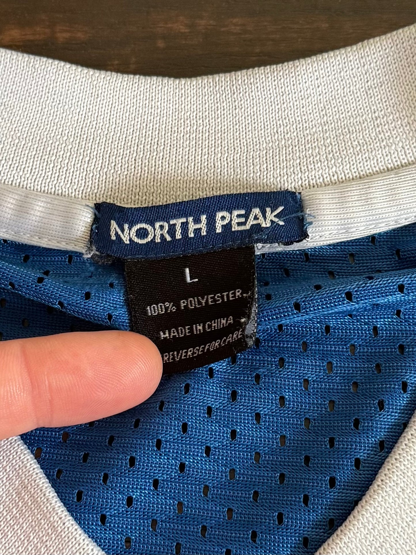 Vintage Italy Blue Y2K Soccer Jersey- L