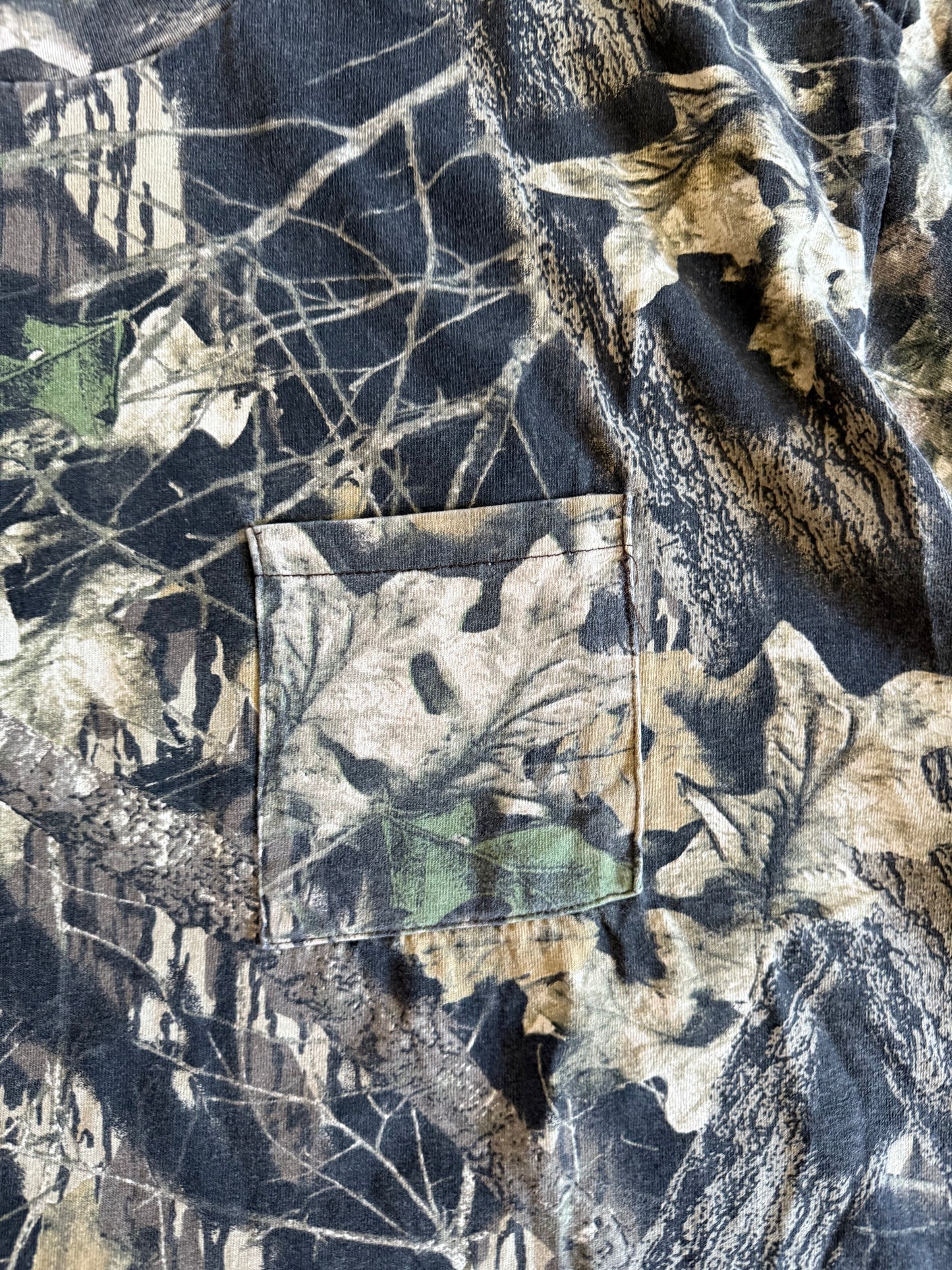 Vintage Mossy Oak Camouflage Single Stitch Pocket T-Shirt- XL
