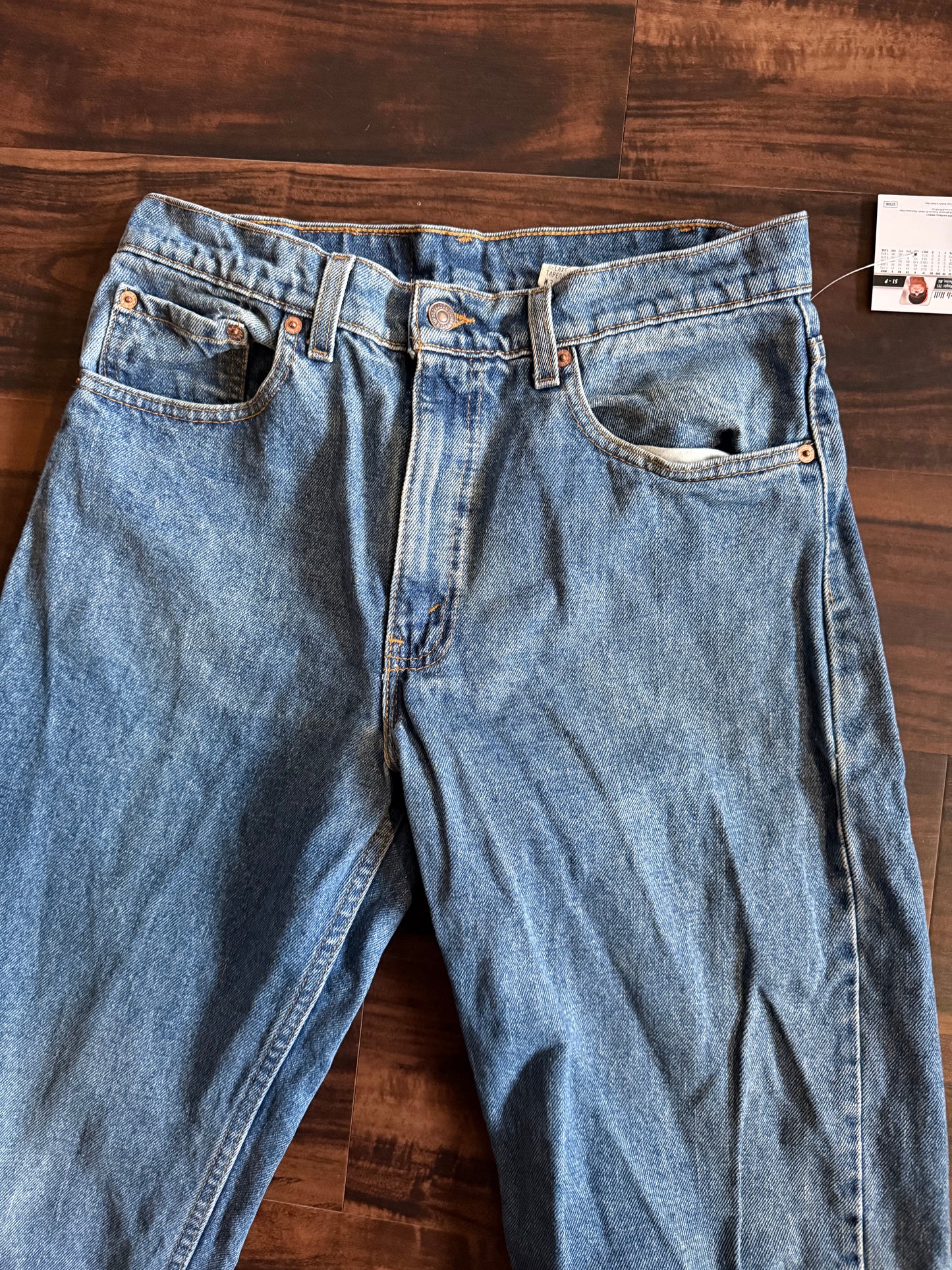 Vintage Levi’s 550 Denim Jeans- 30x33