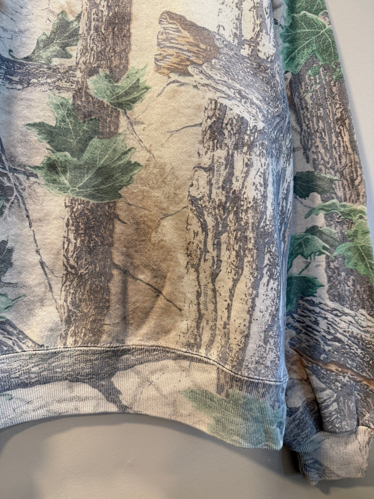 Vintage Jerzees Outdoors RealTree Camo Crewneck Sweatshirt- L