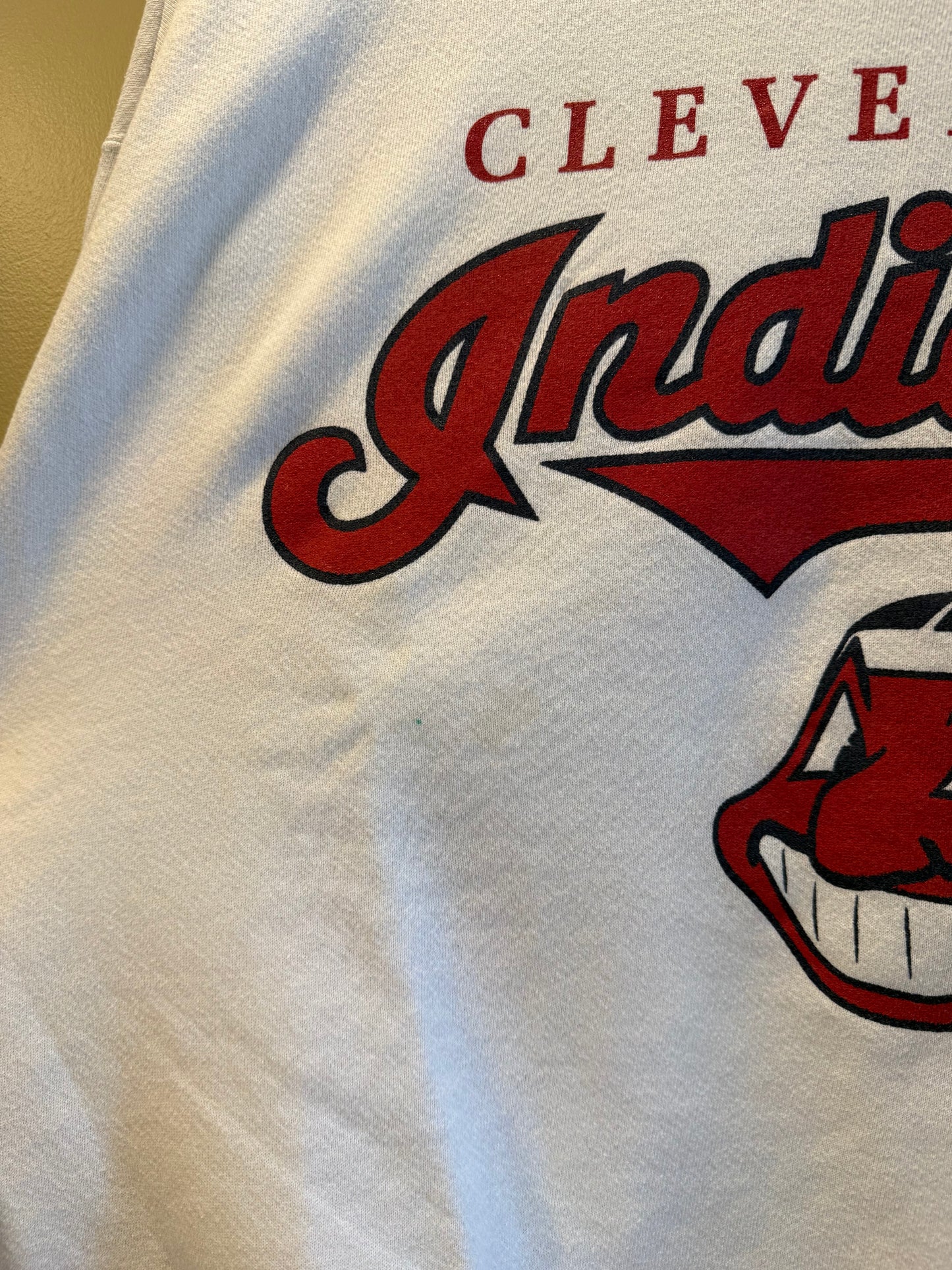 Vintage Cleveland Indians White Crewneck Sweatshirt- XL