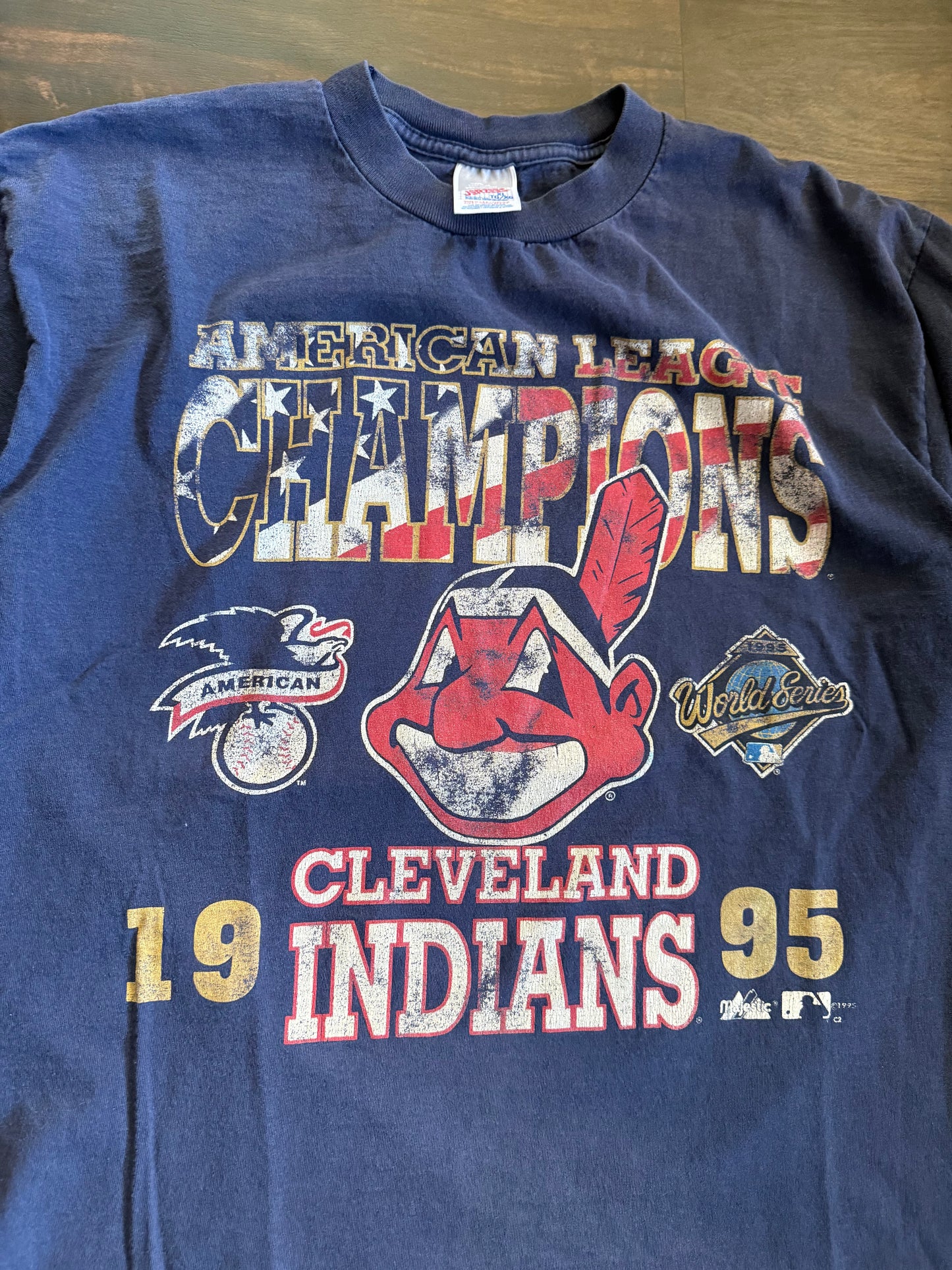 Vintage Cleveland Indians Navy Blue Faded T-Shirt- XL