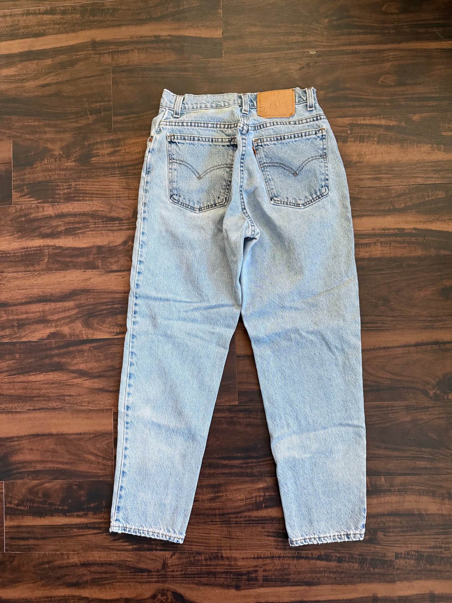 Vintage Levi’s Orange Tab Light Wash Denim Jeans- 27x28