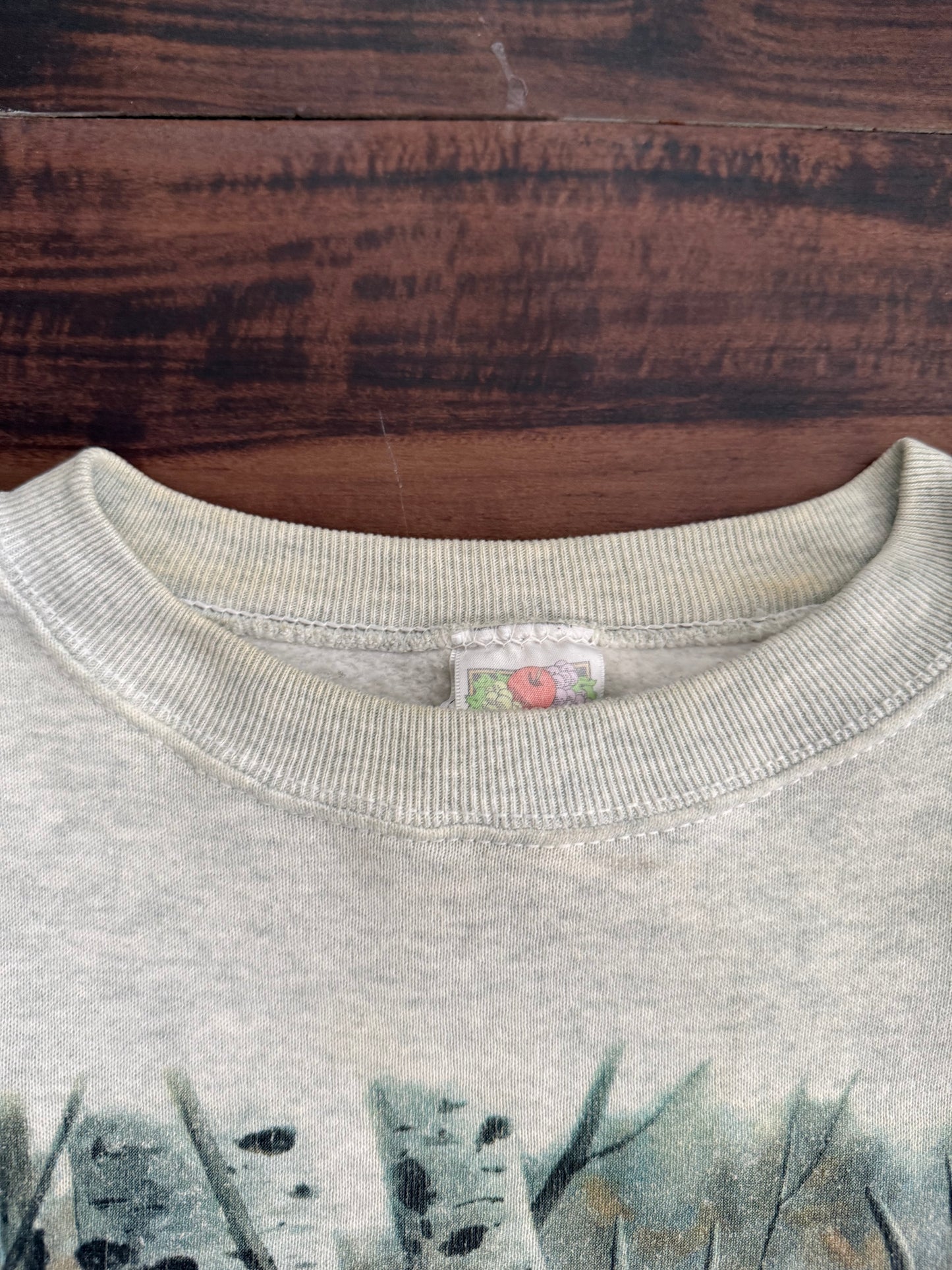 Vintage White Tail Deer Nature Crewneck Sweatshirt- L