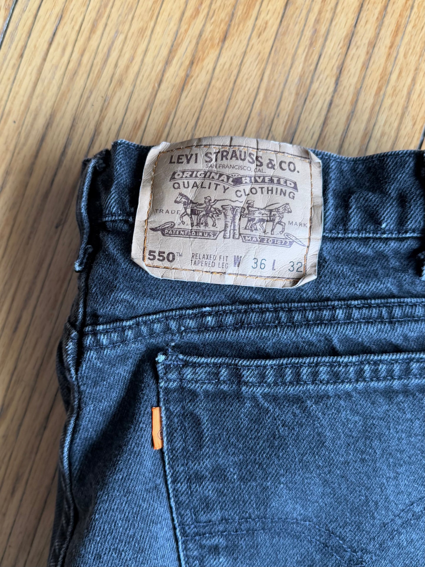 Vintage Levi’s 550 Orange Tab Black Denim Jeans- 32x30