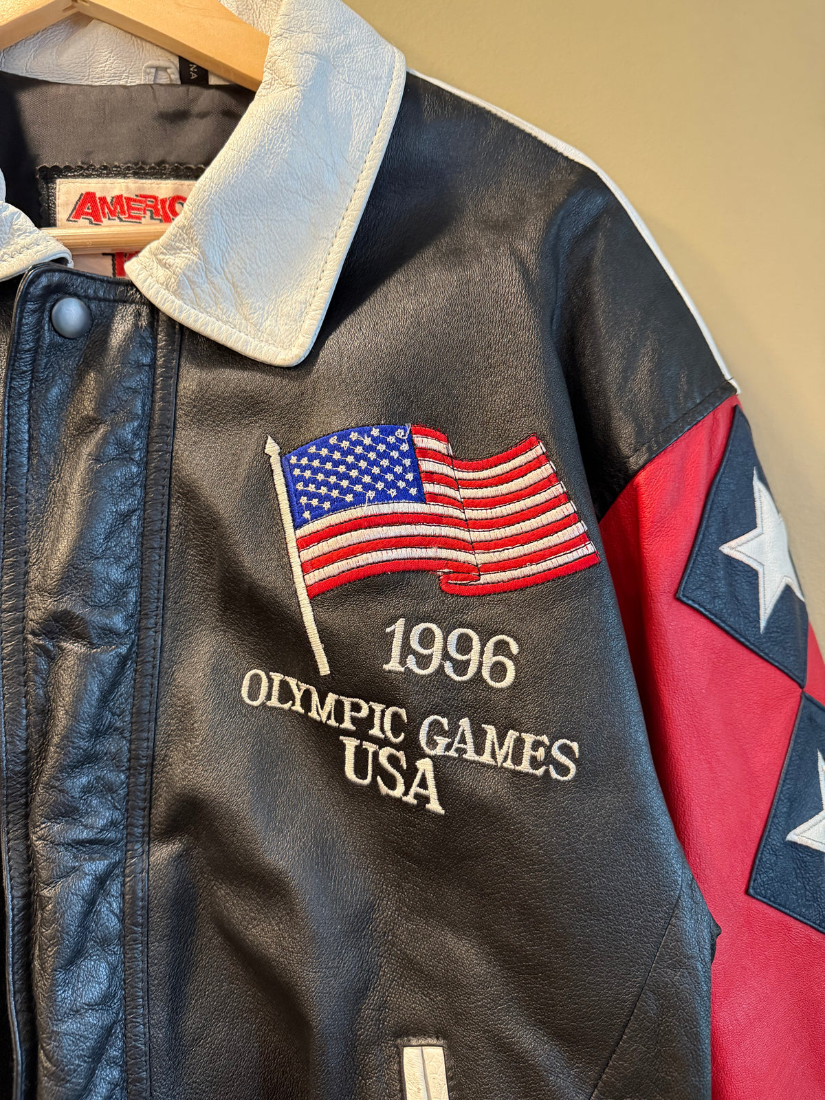 Vintage 1996 Atlanta Olympics American Toons Leather Jacket- S