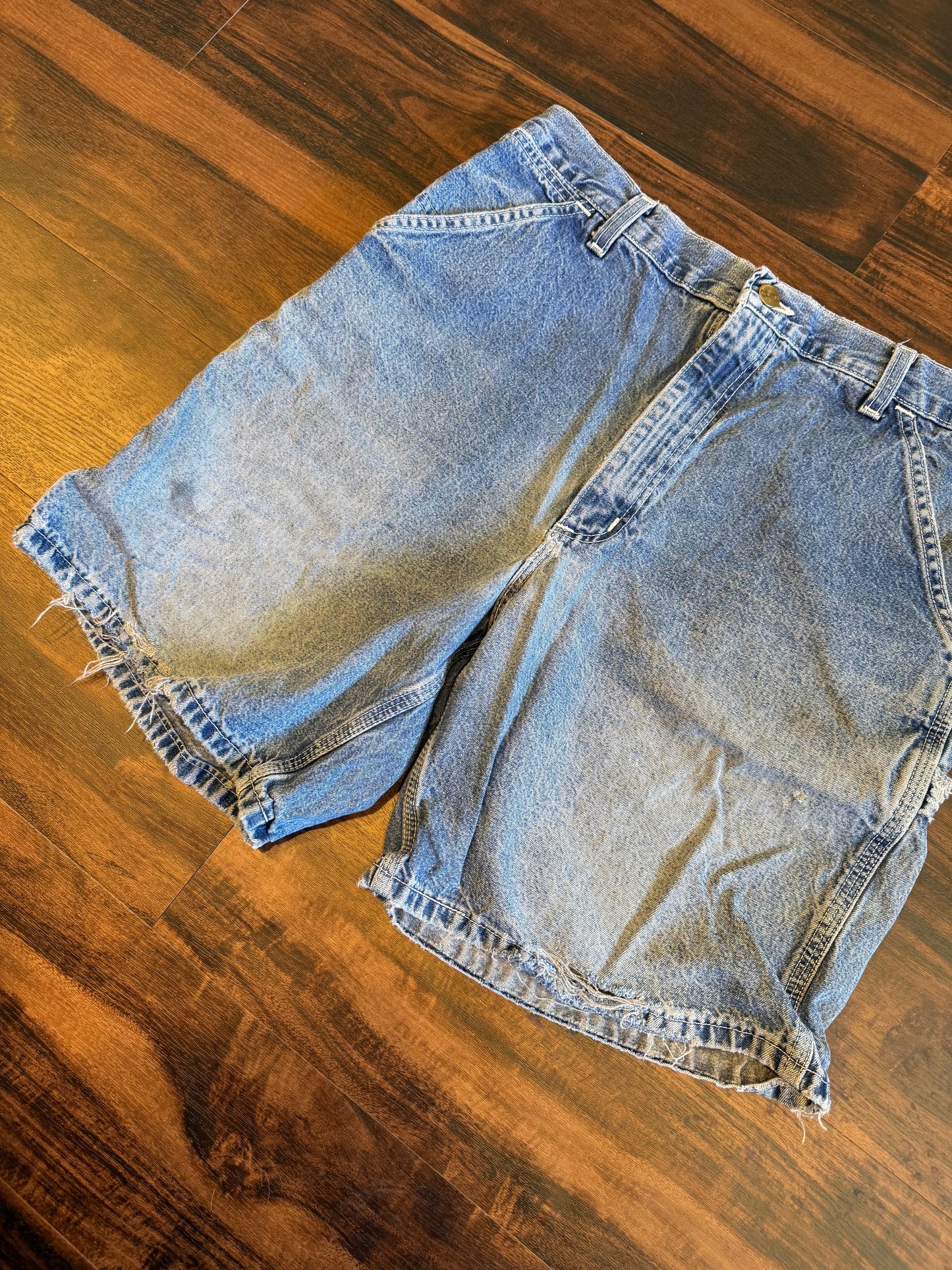 Vintage Carhartt Light Wash Distressed Jean Shorts- 32