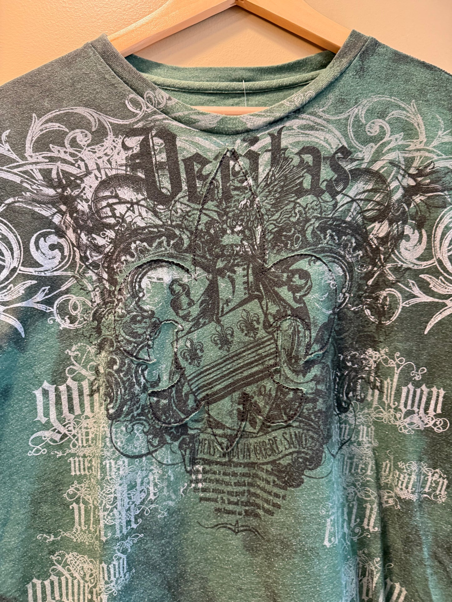 Vintage Helix Green Veritas Gothic T-Shirt- L
