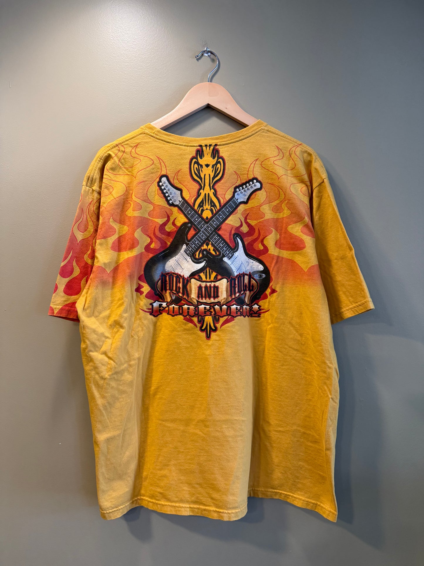 Vintage Y2K No Boundaries Rock & Roll Forever Flames T-Shirt- XL
