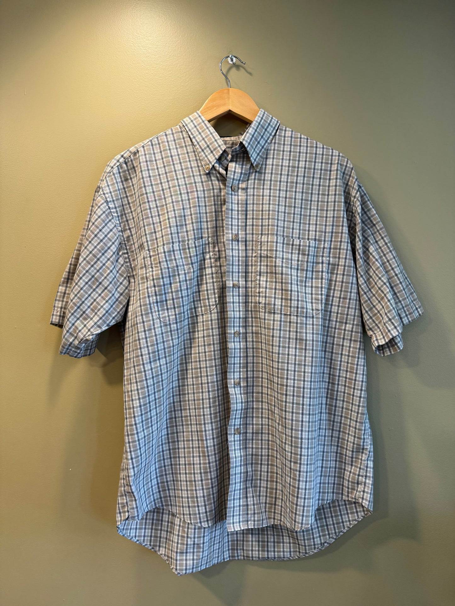 Vintage Van Heusen Tan Casual Button-Up Shirt- L