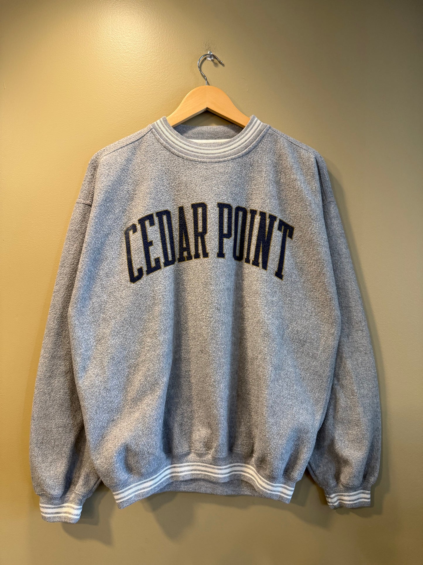 Vintage Cedar Point Fleece Crewneck Sweatshirt- M