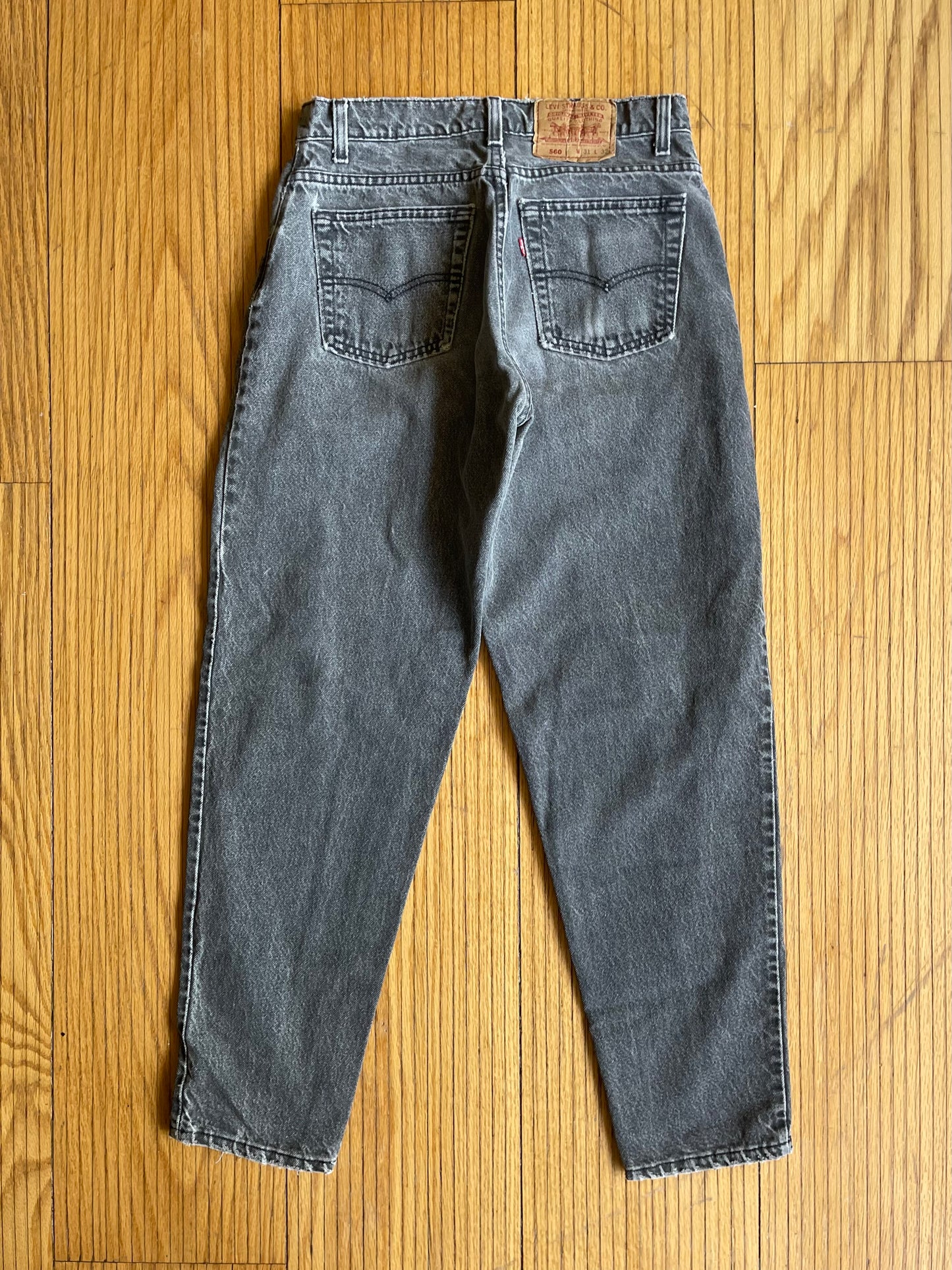 Vintage Levi’s Gray Distressed Denim Jeans- 29x30