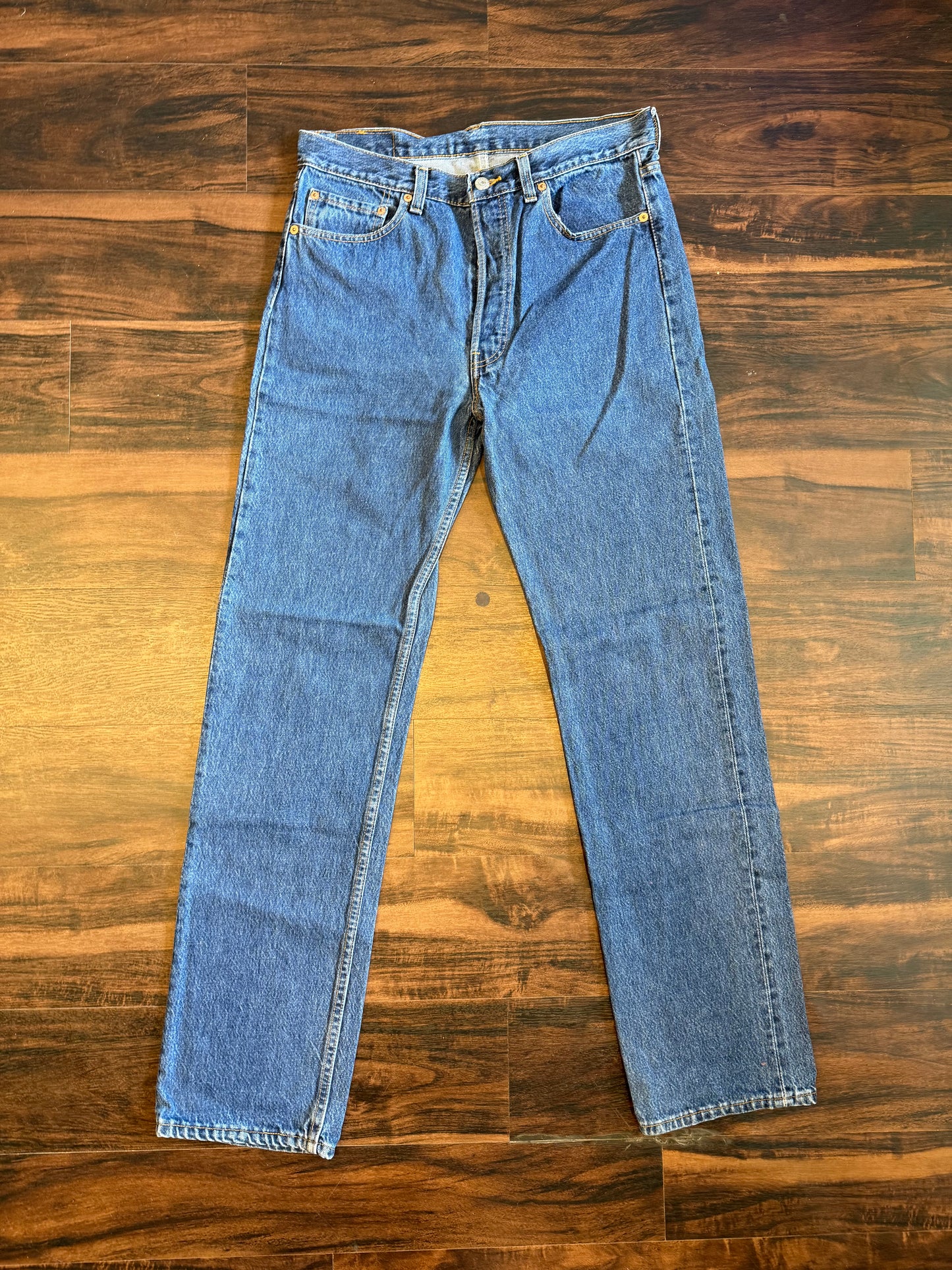 Vintage Levi’s 501 Dark Wash Jeans- 32x34