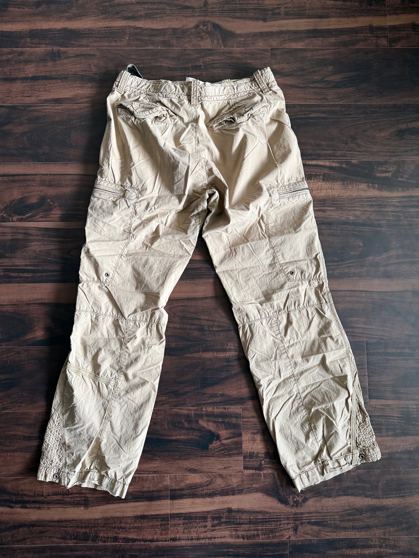 Vintage Y2K Gap Parachute Nylon Cargo Pants- 32x32