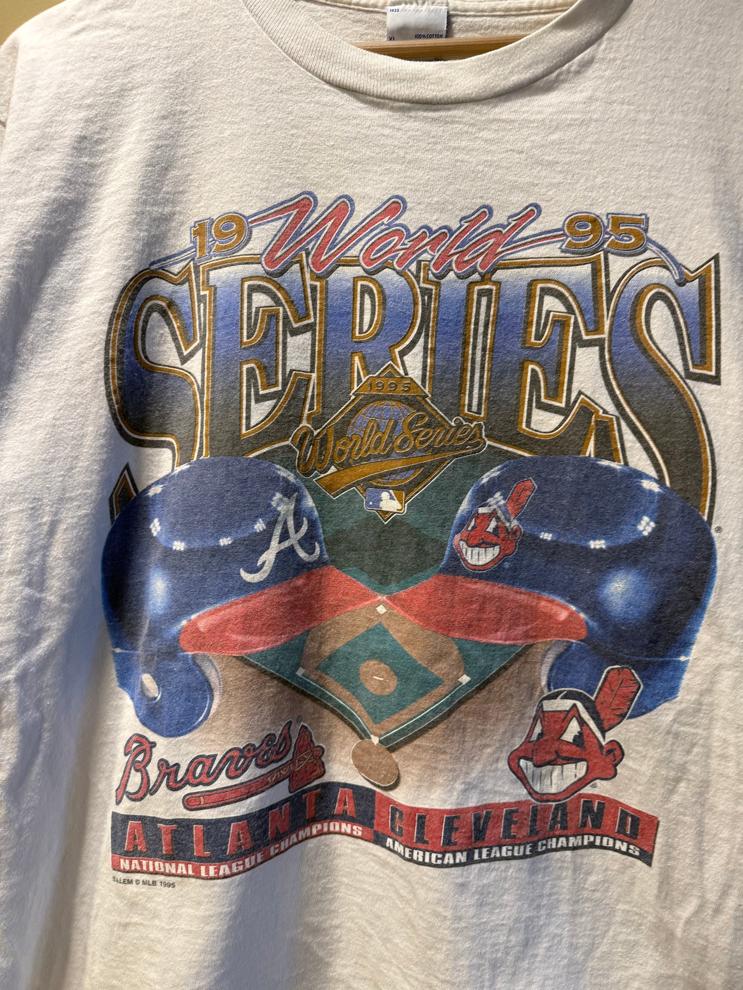 Vintage 1995 World Series MLB Cleveland Indians T-Shirt- XL