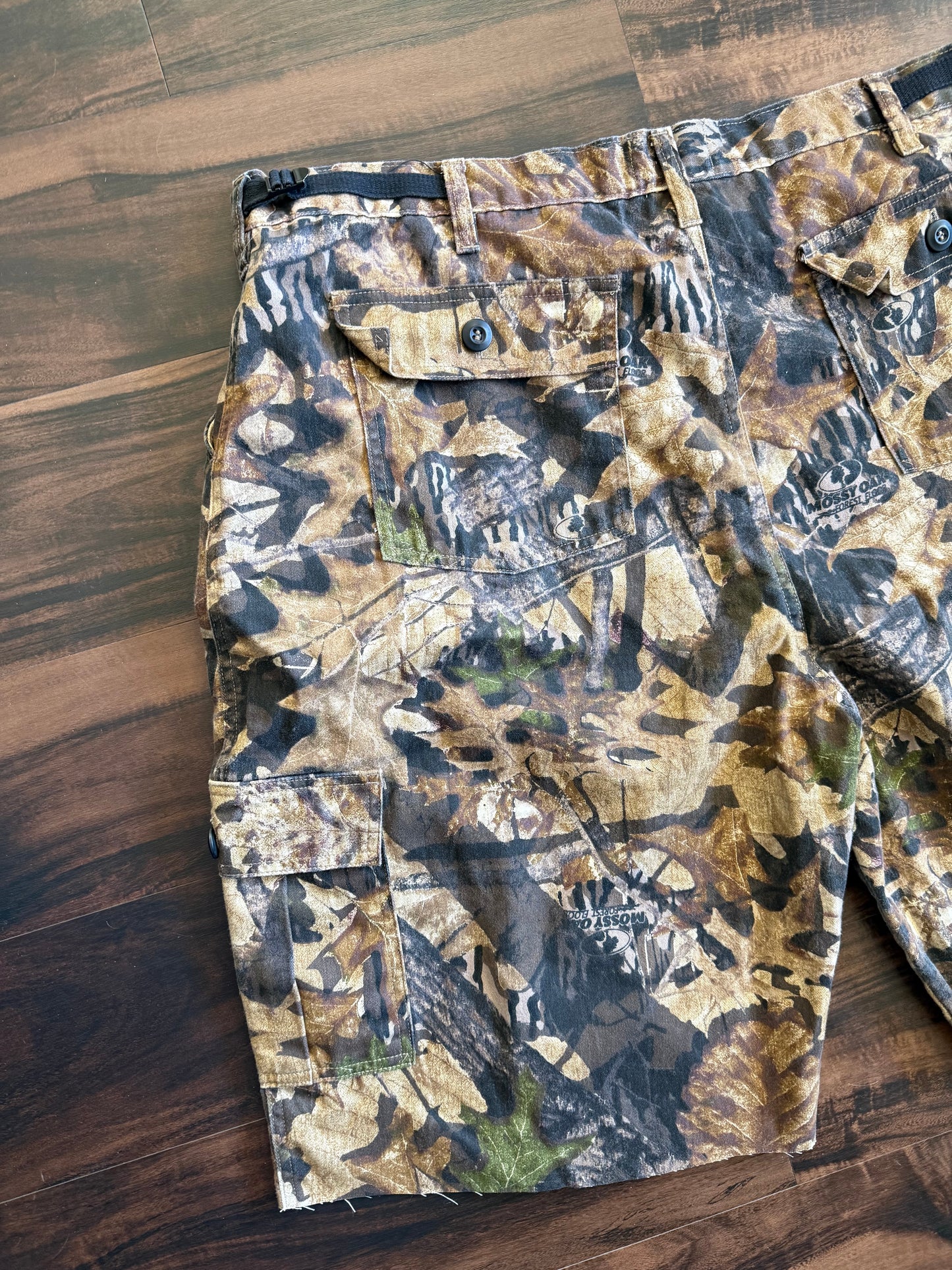 Vintage Real Tree Camouflage Cargo Shorts- 42