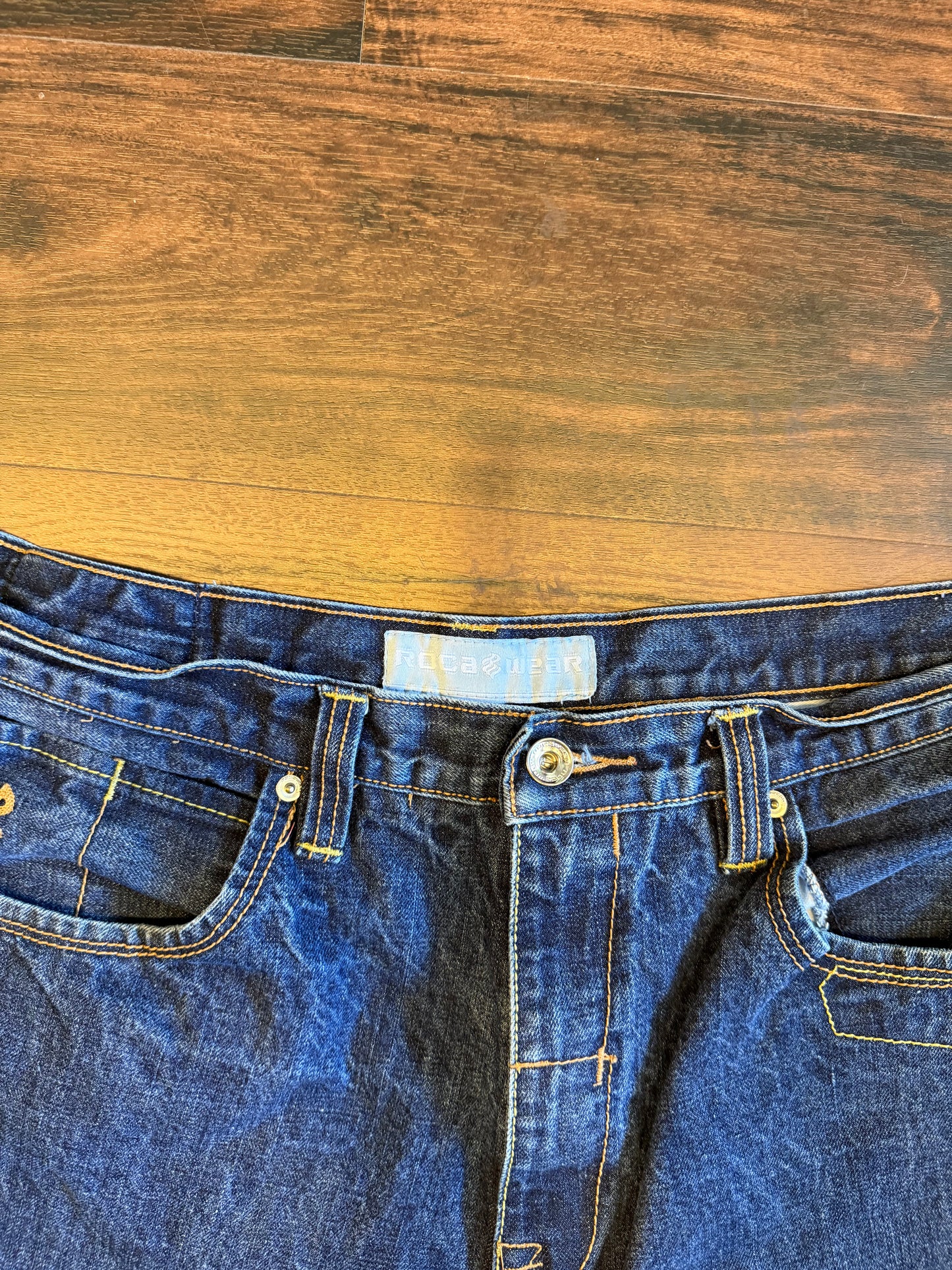 Vintage Rocawear Dark Wash Embroidered Streetwear Jean Shorts- 38