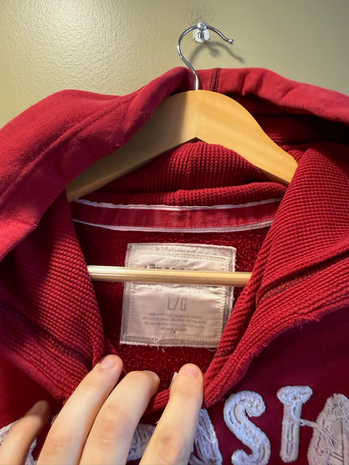 Vintage Y2K Aeropostale Red Hoodie Sweatshirt - L