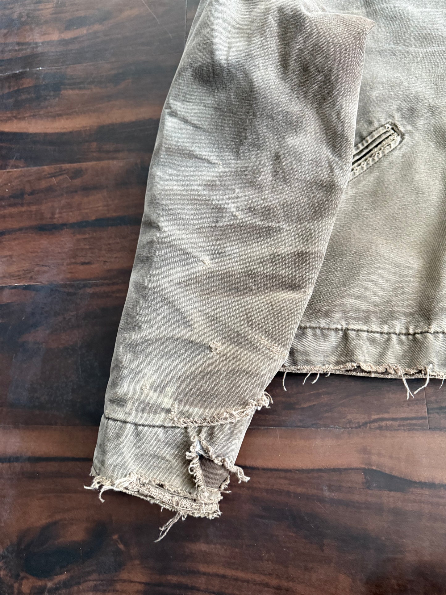 Vintage Carhartt Distressed J97 CHT Detroit Jacket- L