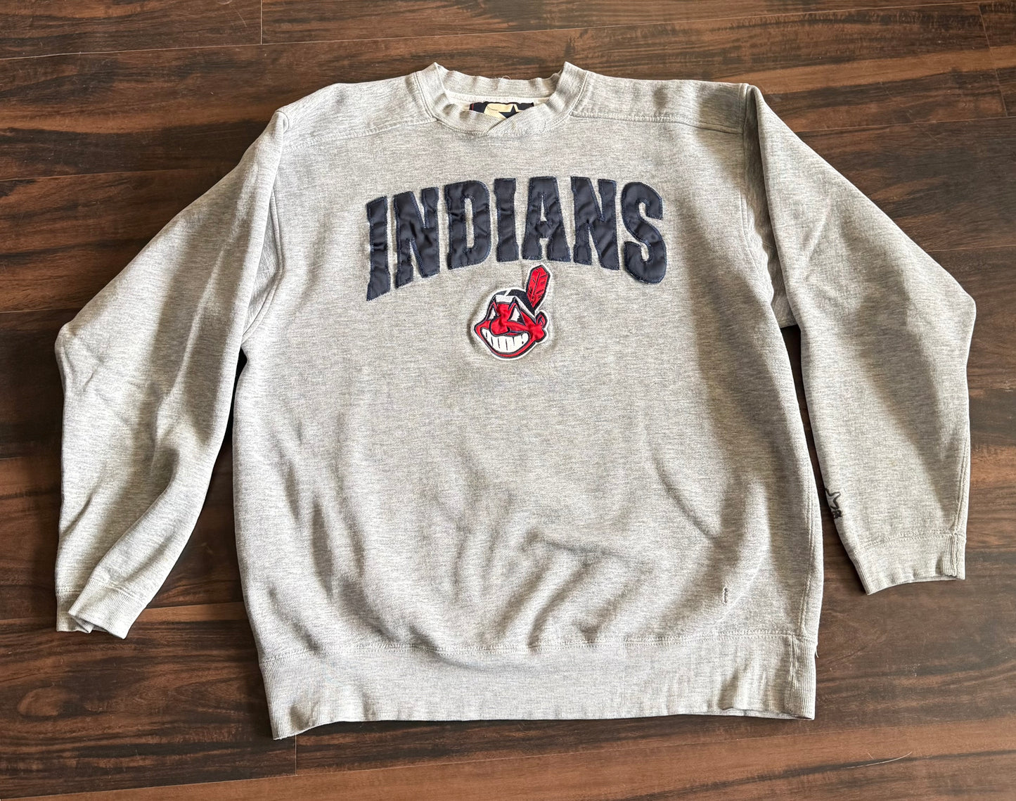 Vintage Cleveland Indians Gray Spellout Crewneck Sweatshirt- M