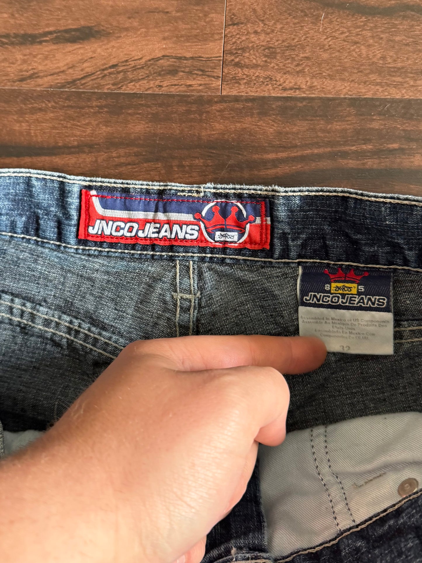 Vintage Y2K JNCO Dark Wash Embroidered Tribal Denim Blue Jeans- 32x33
