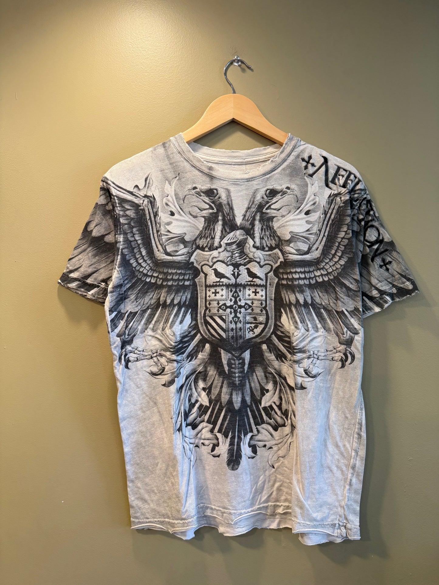 Vintage Y2K Affliction White Eagle Shield T-Shirt- M