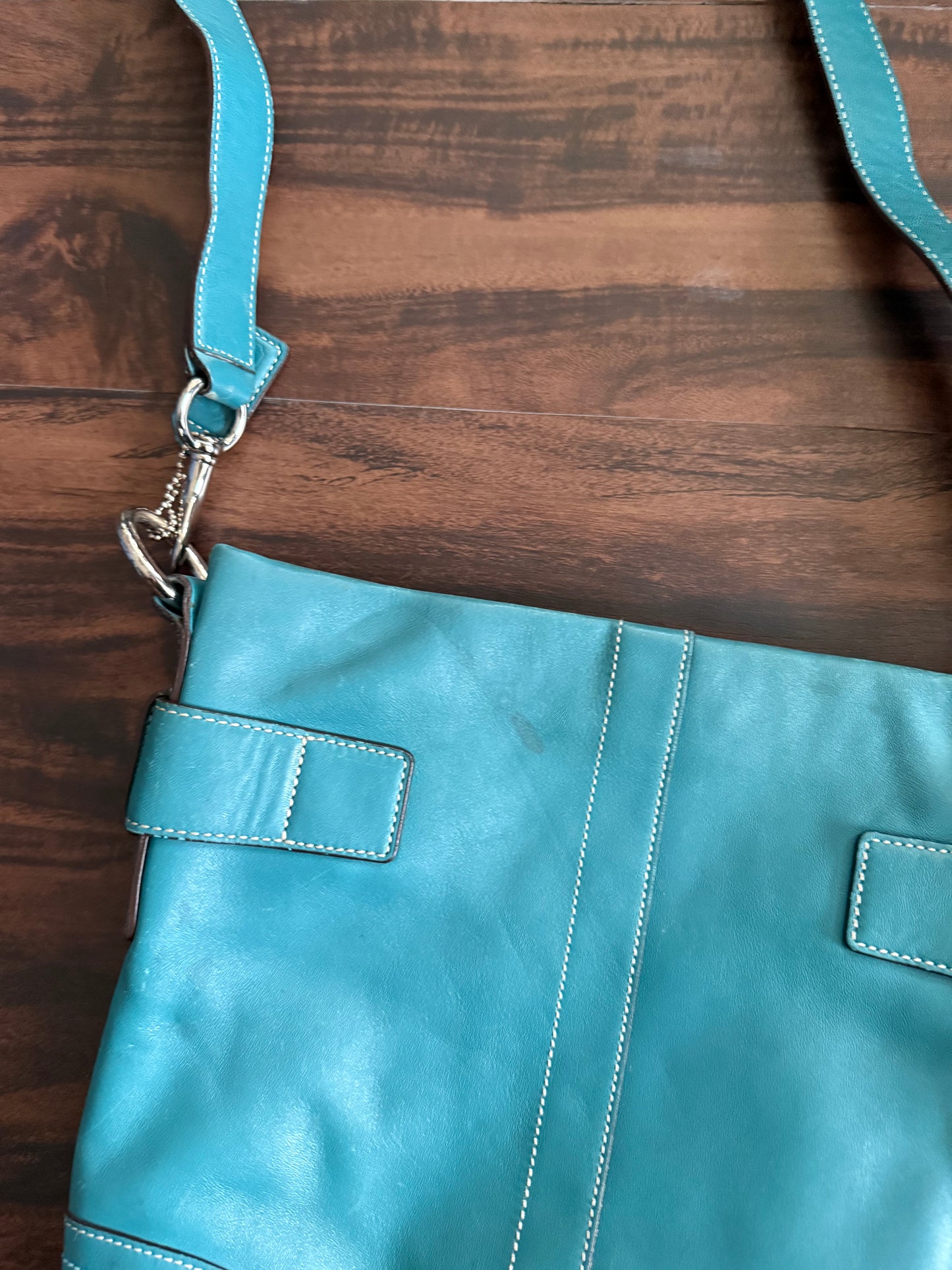 Vintage Authentic Coach Turquoise Leather Hobo Shoulder Bag