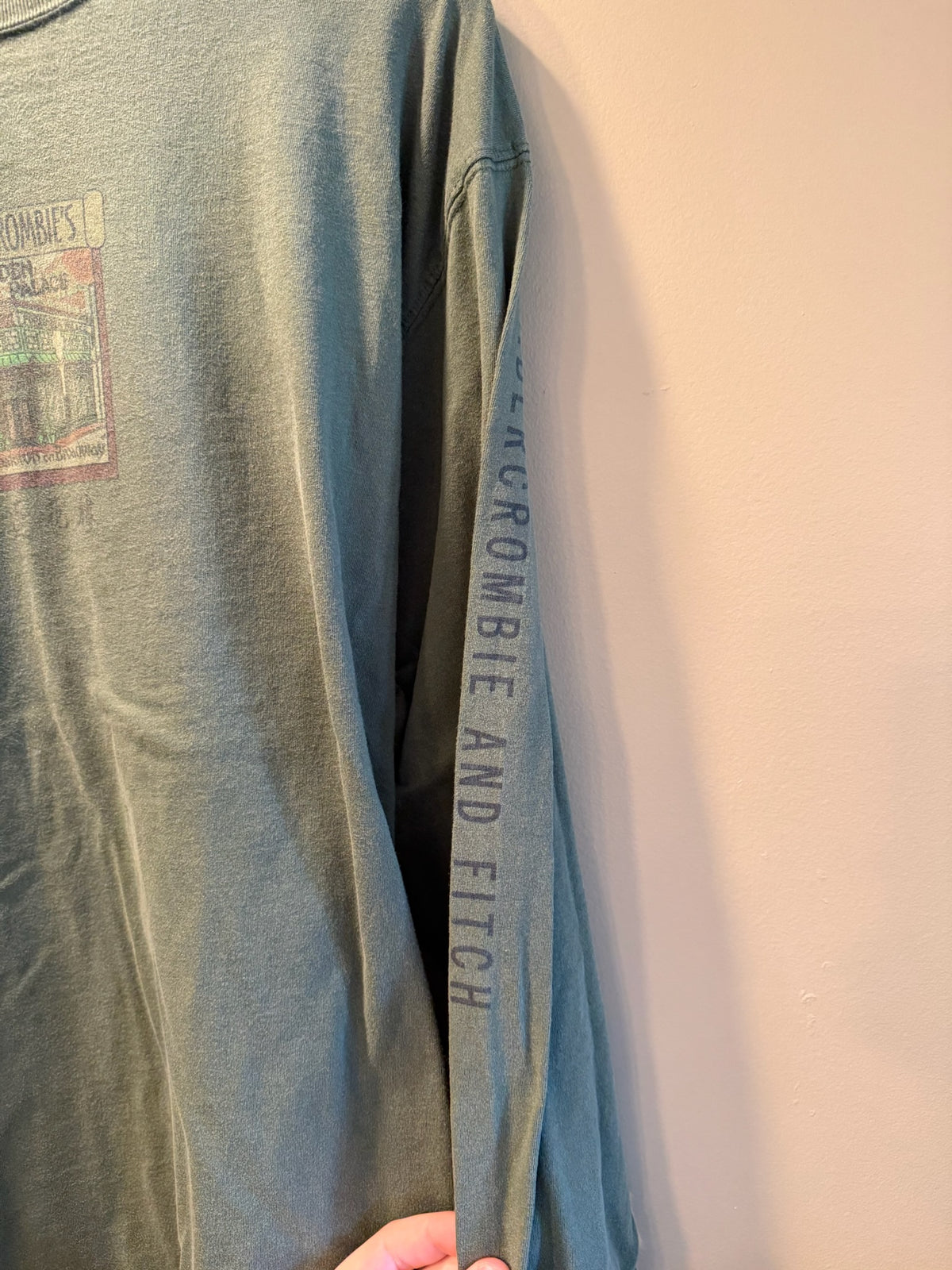 Vintage Abercrombie & Fitch Forbidden Palace Long Sleeve T-Shirt - XL
